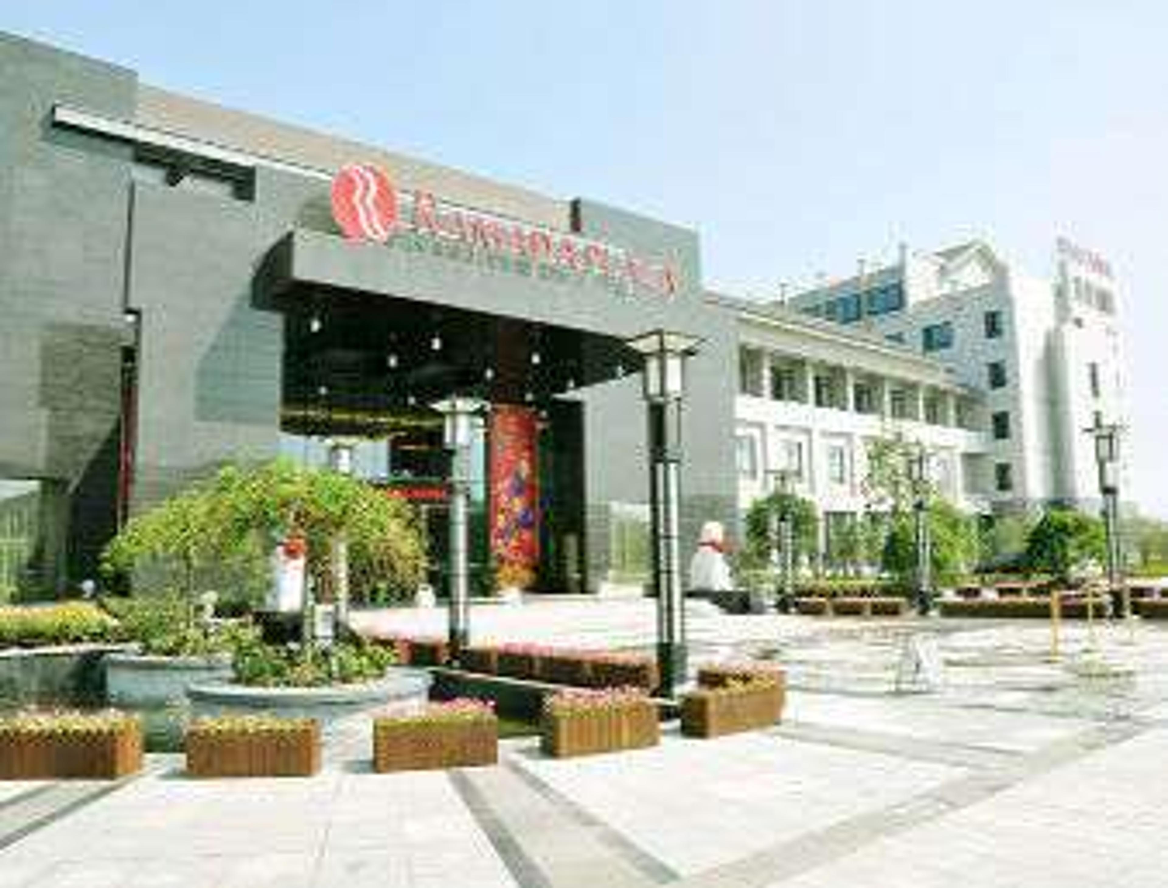 RAMADA PLAZA HANGZHOU XIAOSHAN