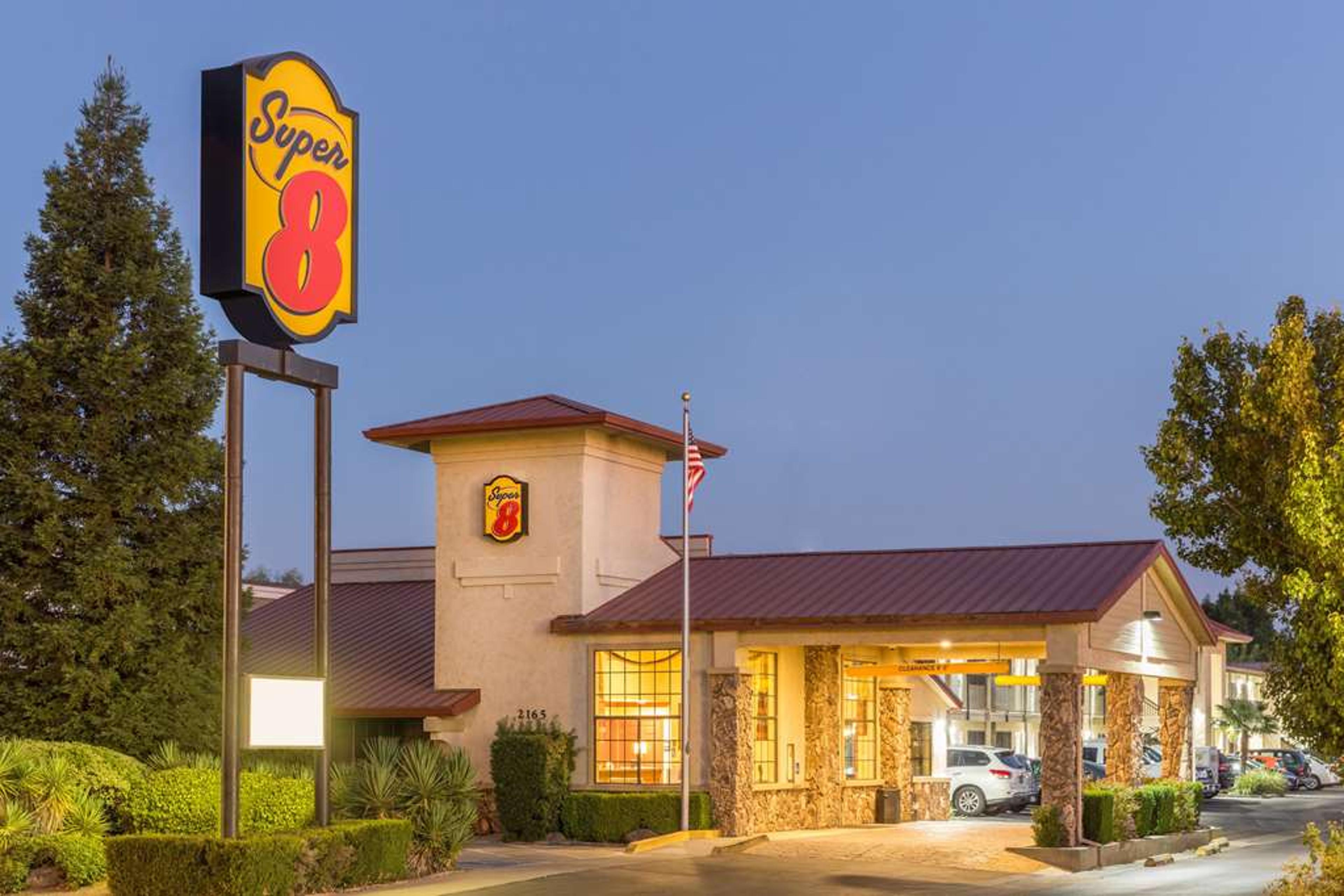 Hotel Photo 1