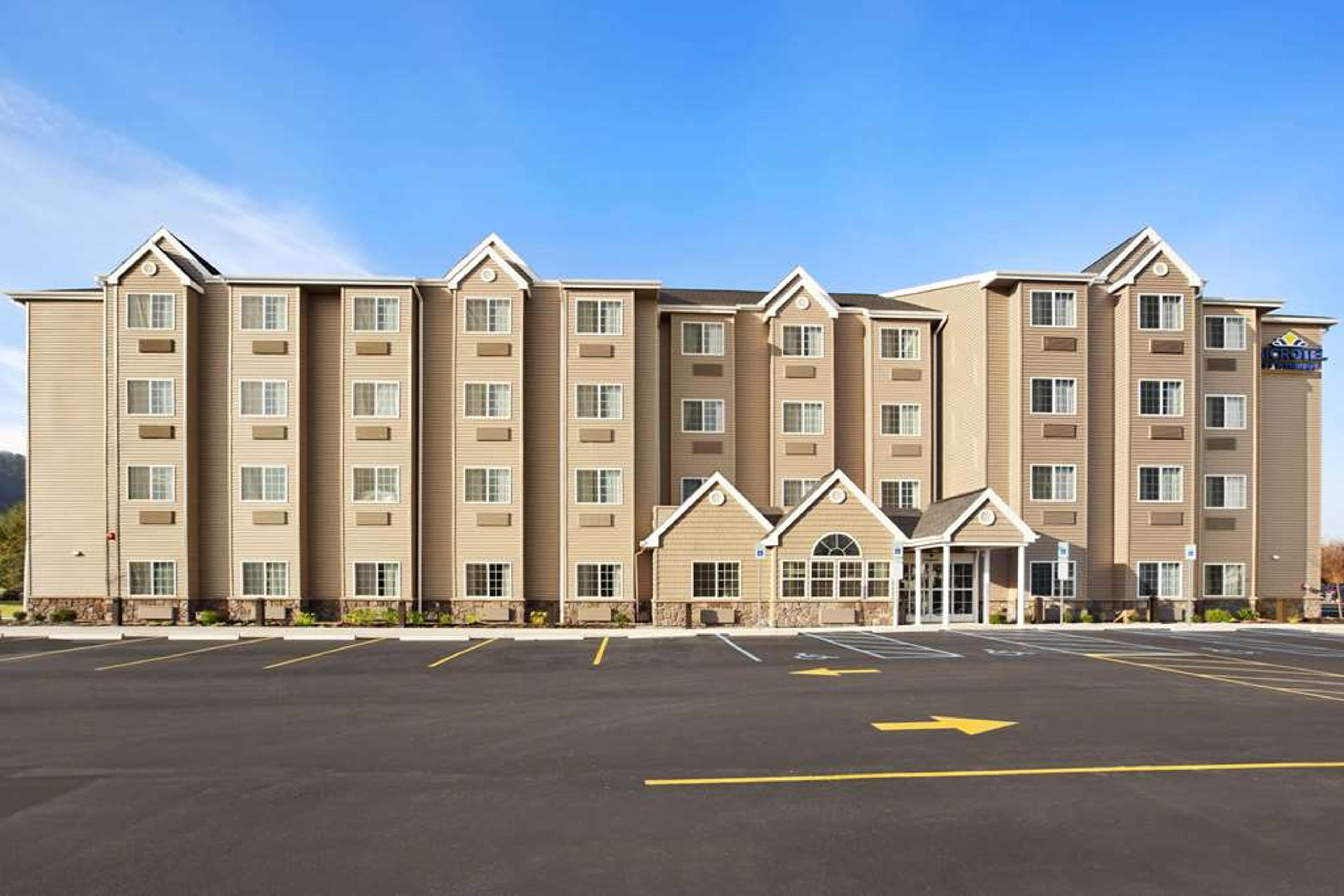 MICROTEL INN & SUITES BY WYNDH