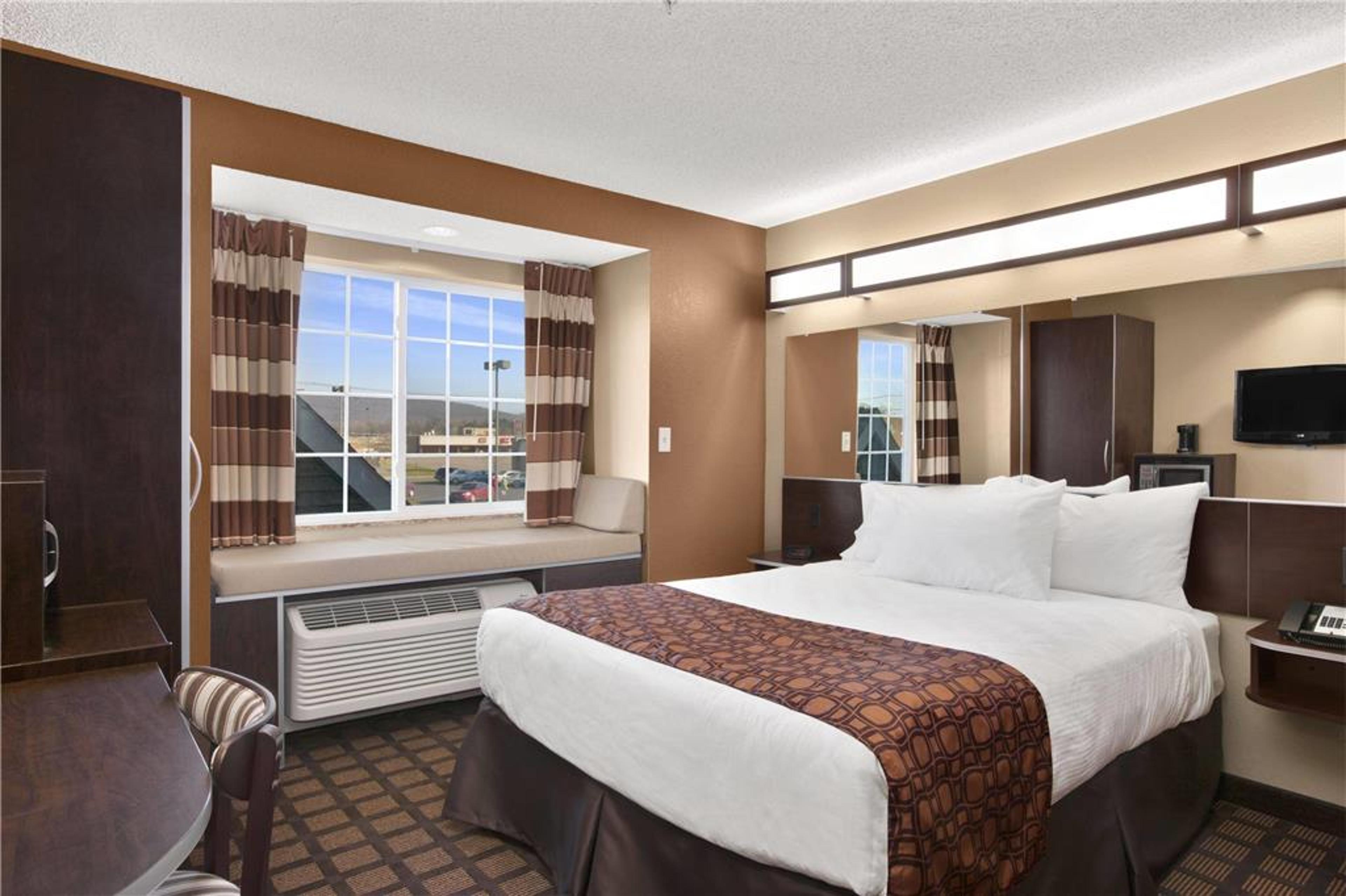 MICROTEL INN & SUITES BY WYNDH