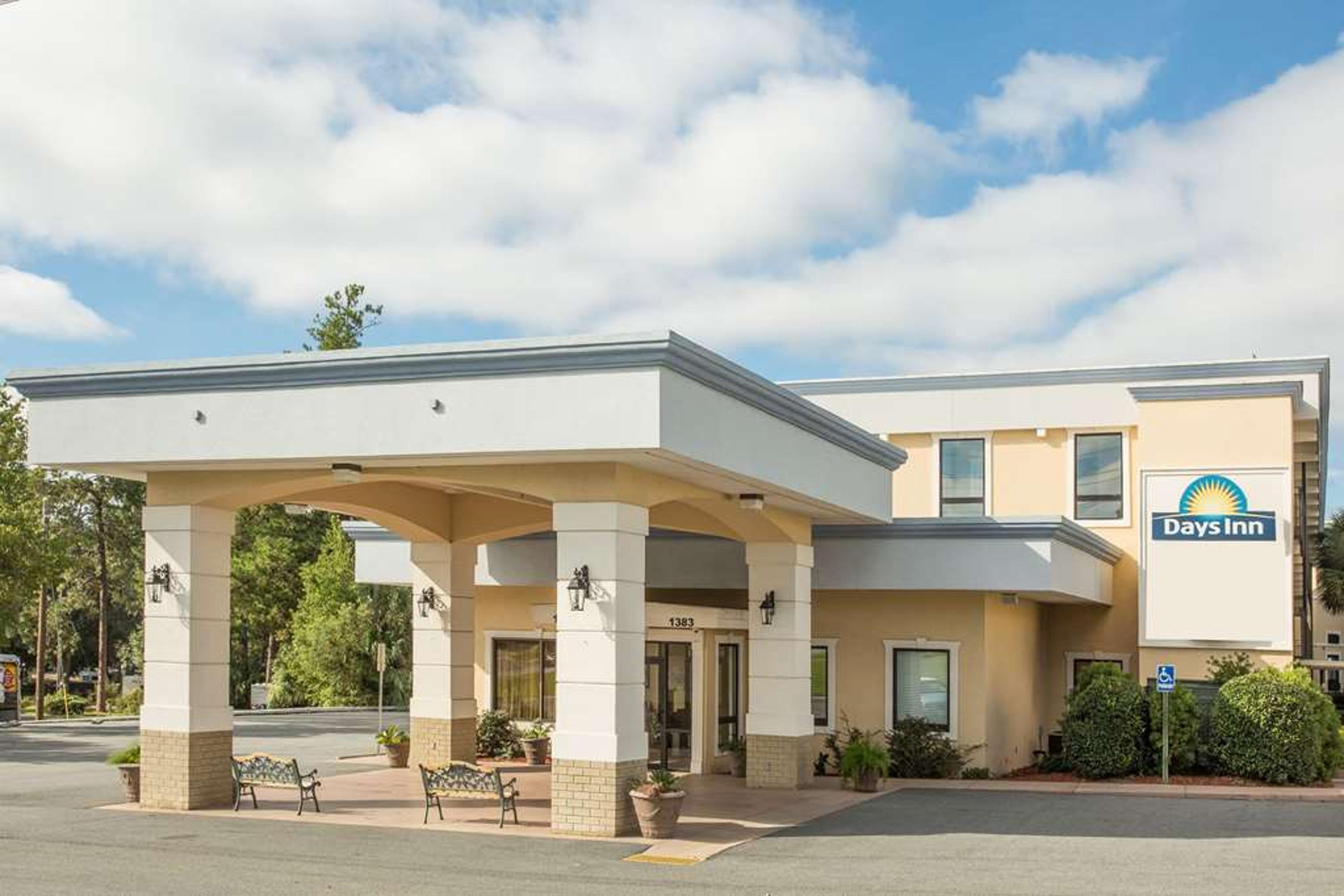 DAYS INN BY WYNDHAM VALDOSTA/NEAR V