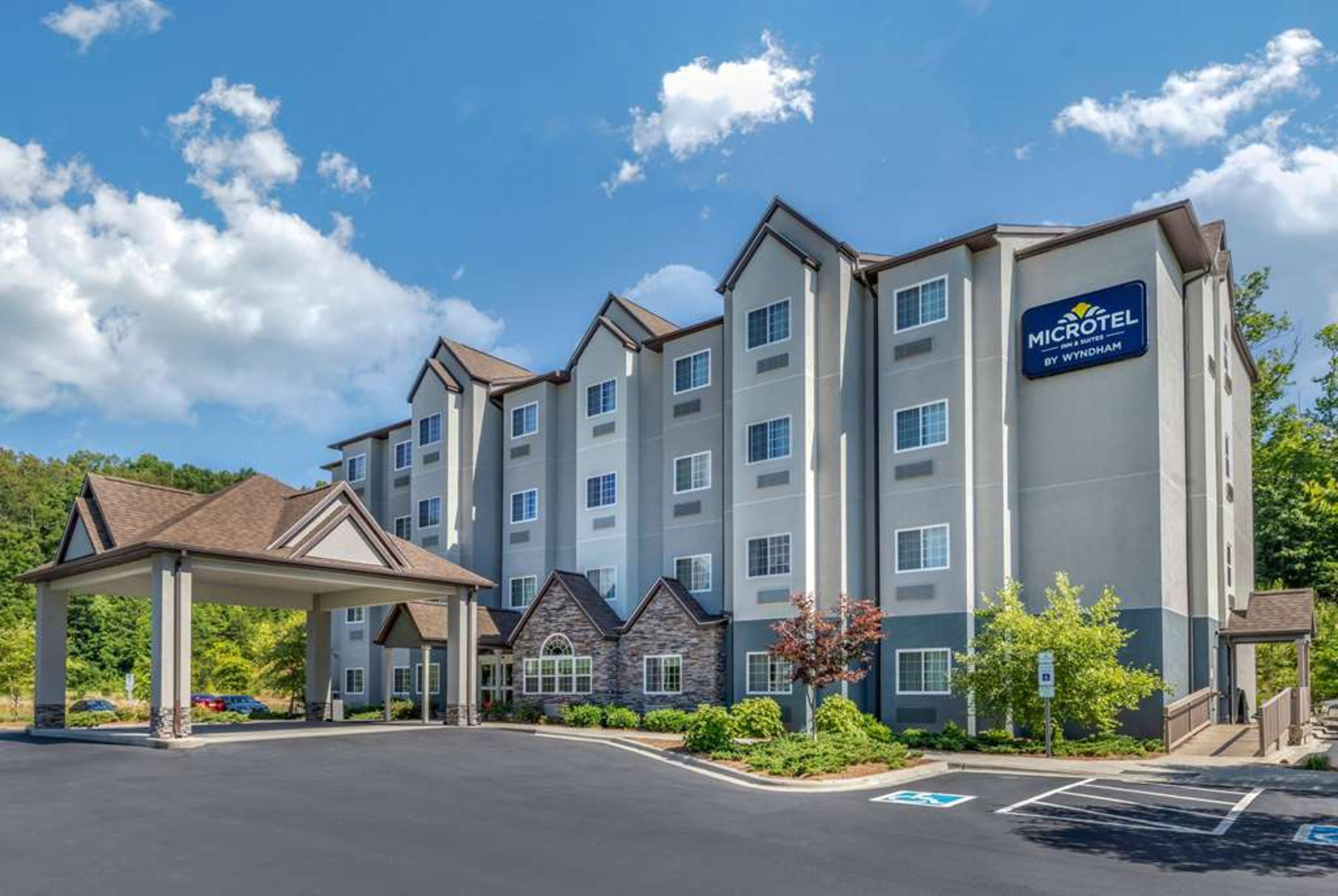 MICROTEL INN & SUITES BY WYNDHAM SY