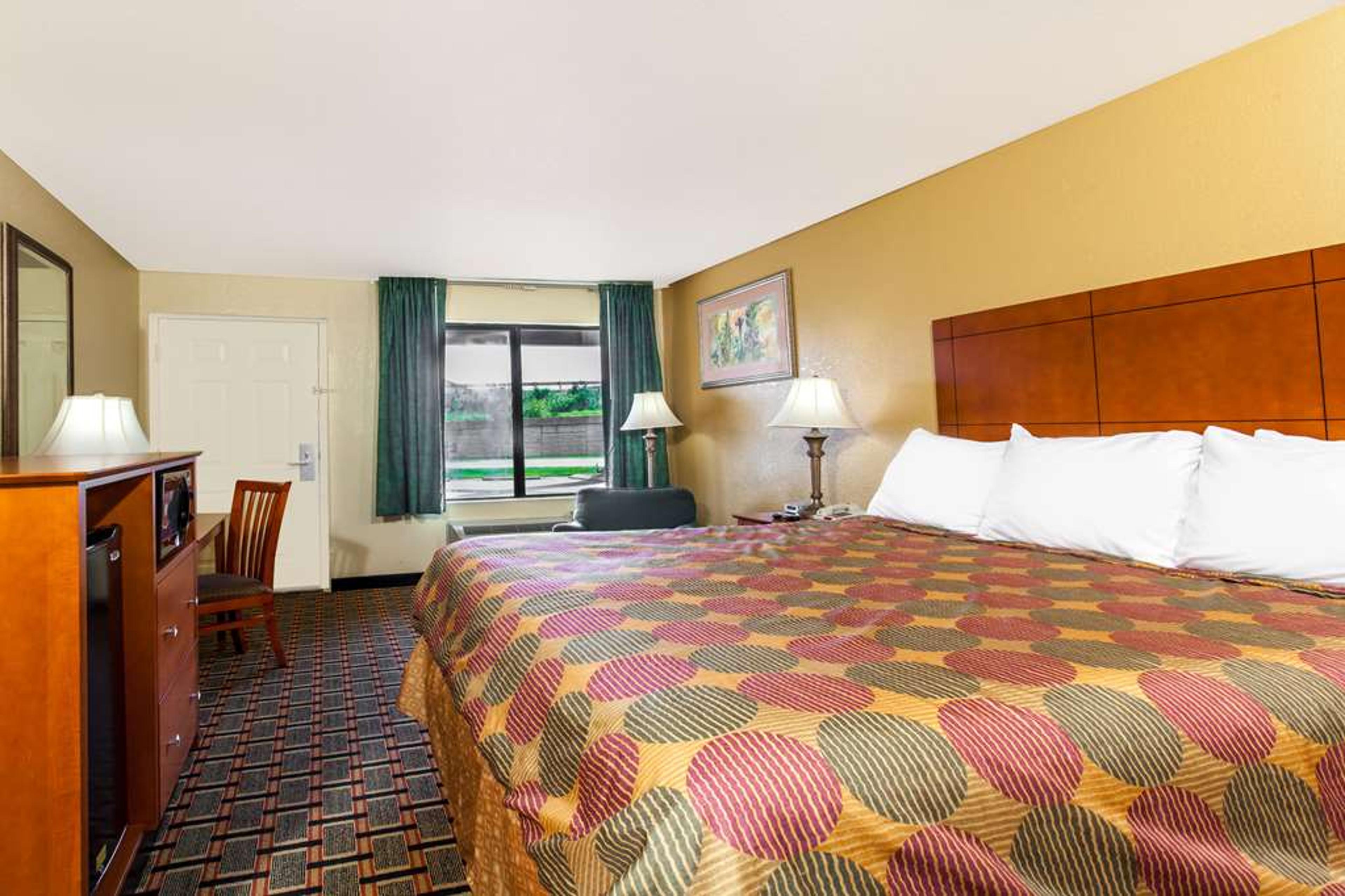 DAYS INN BY WYNDHAM LEBANON
