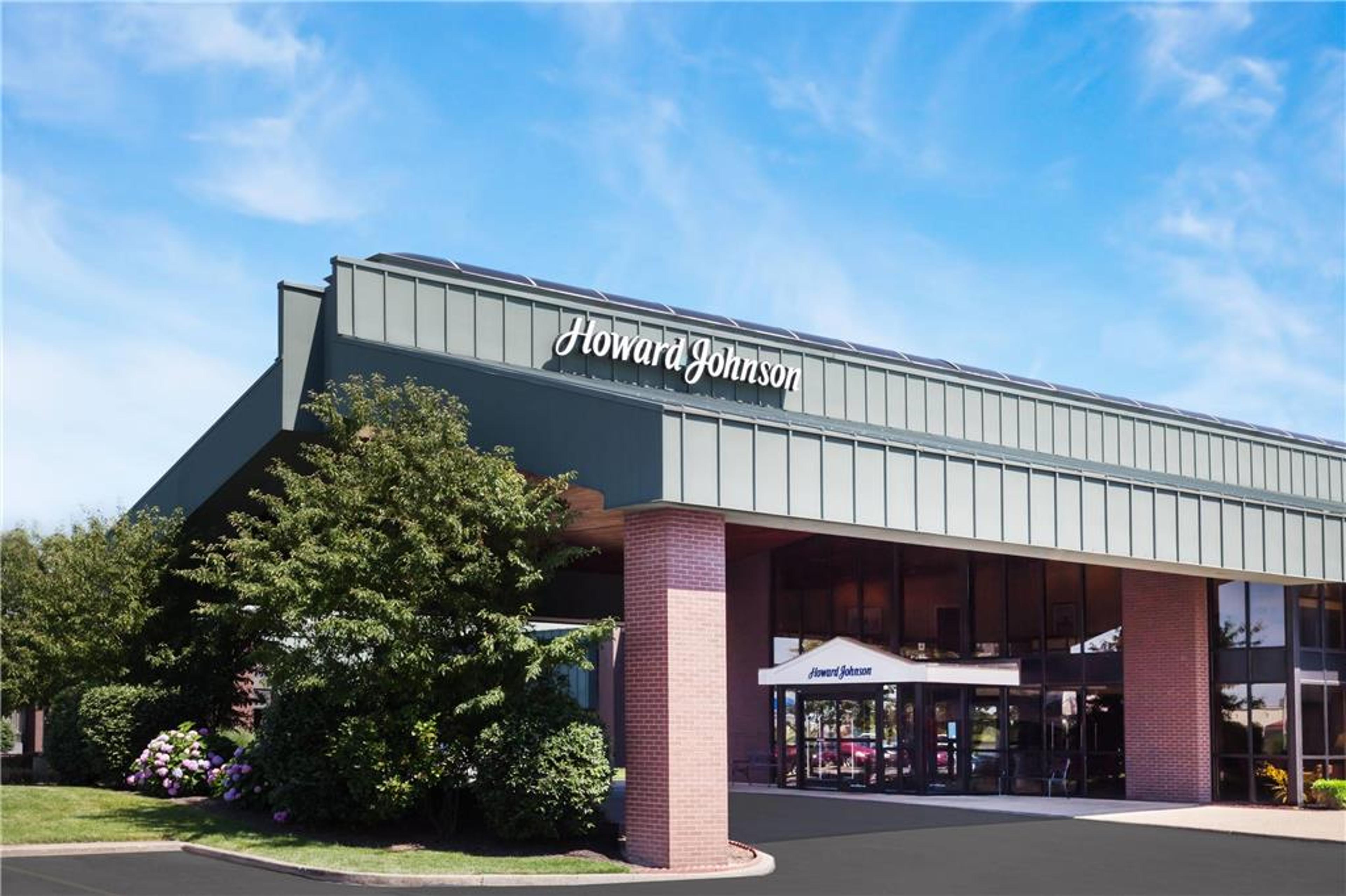 HOWARD JOHNSON BY WYNDHAM, EVANSVIL
