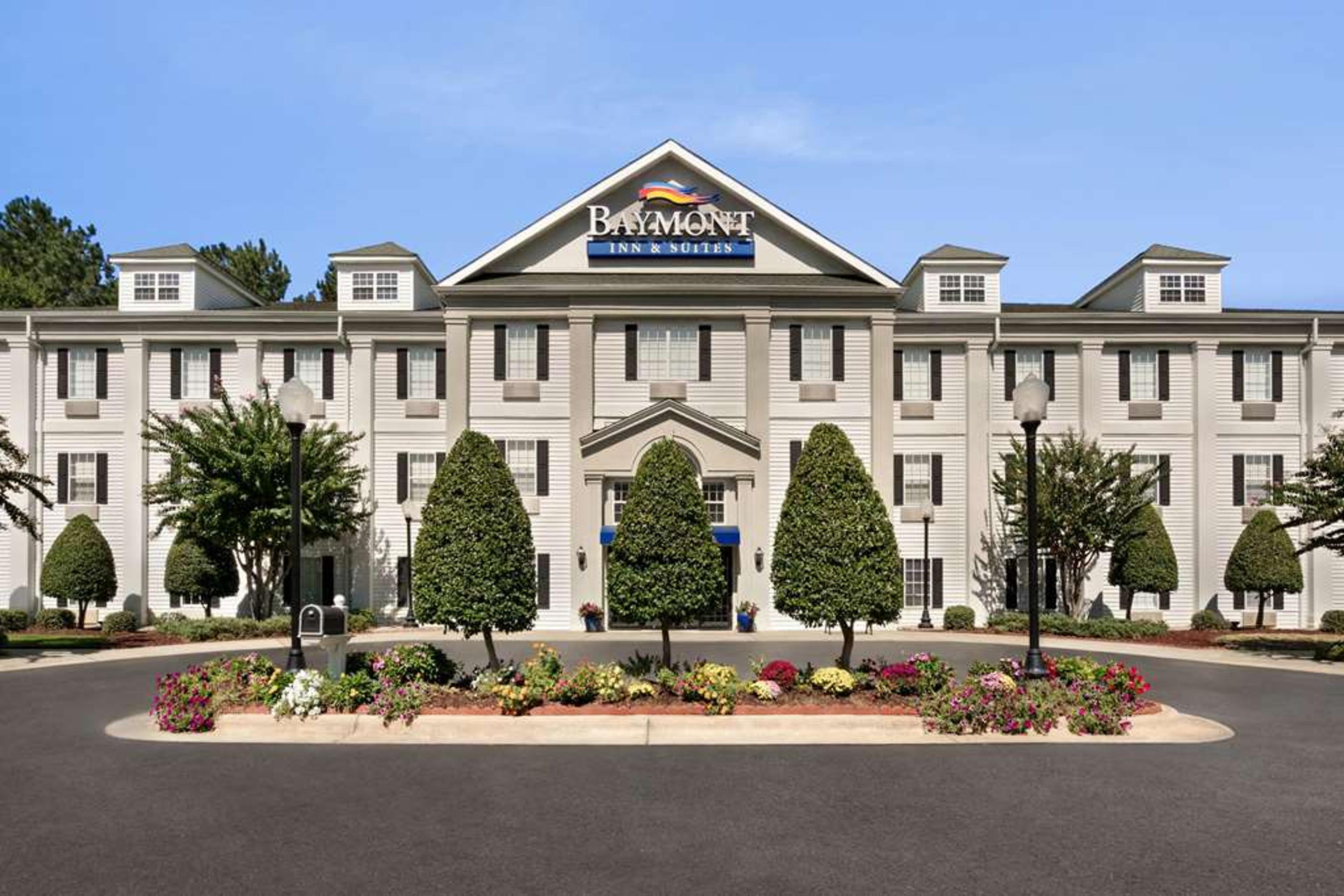 BAYMONT BY WYNDHAM, HENDERSON OXFOR