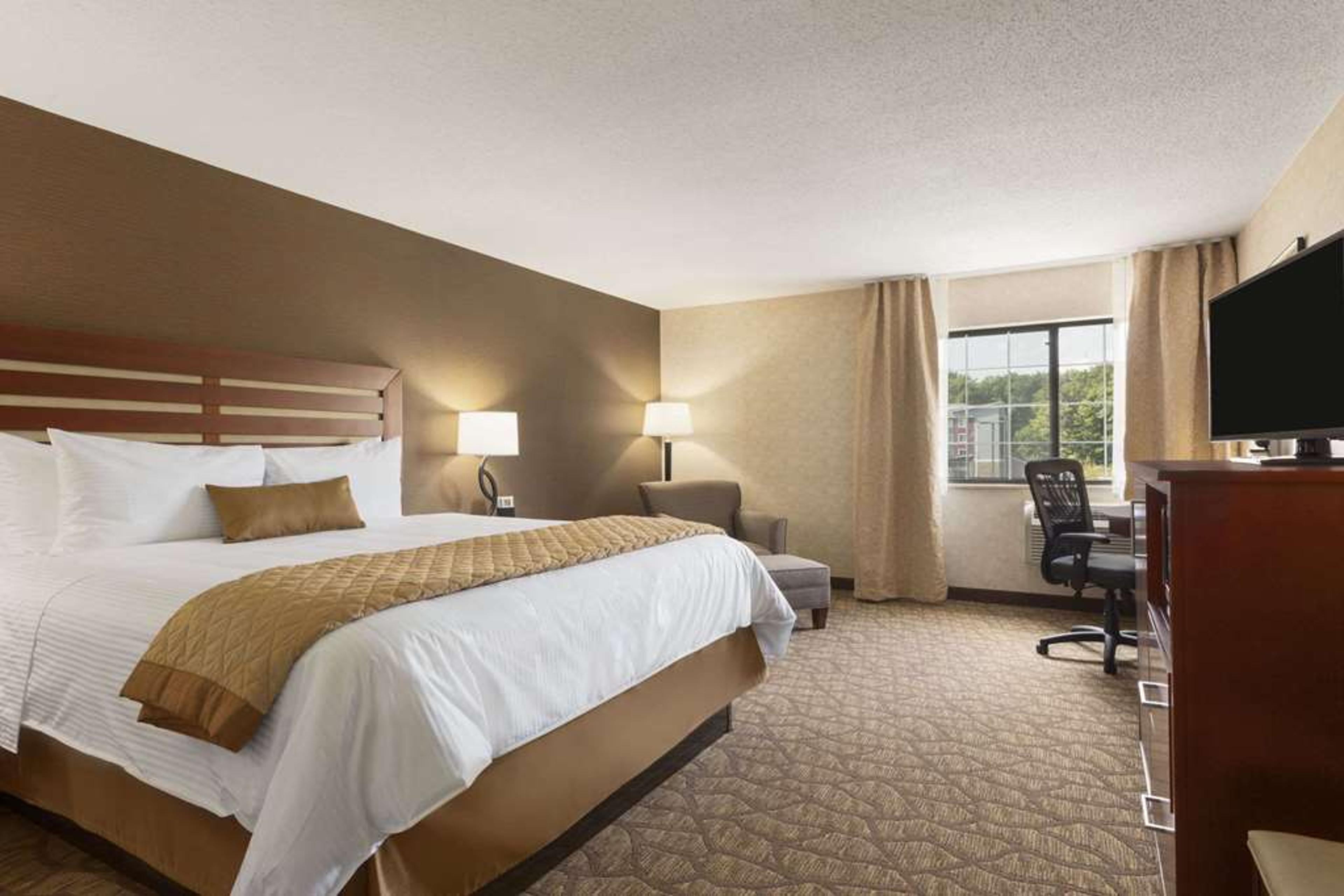 WYNDHAM GARDEN GRAND RAPIDS AI