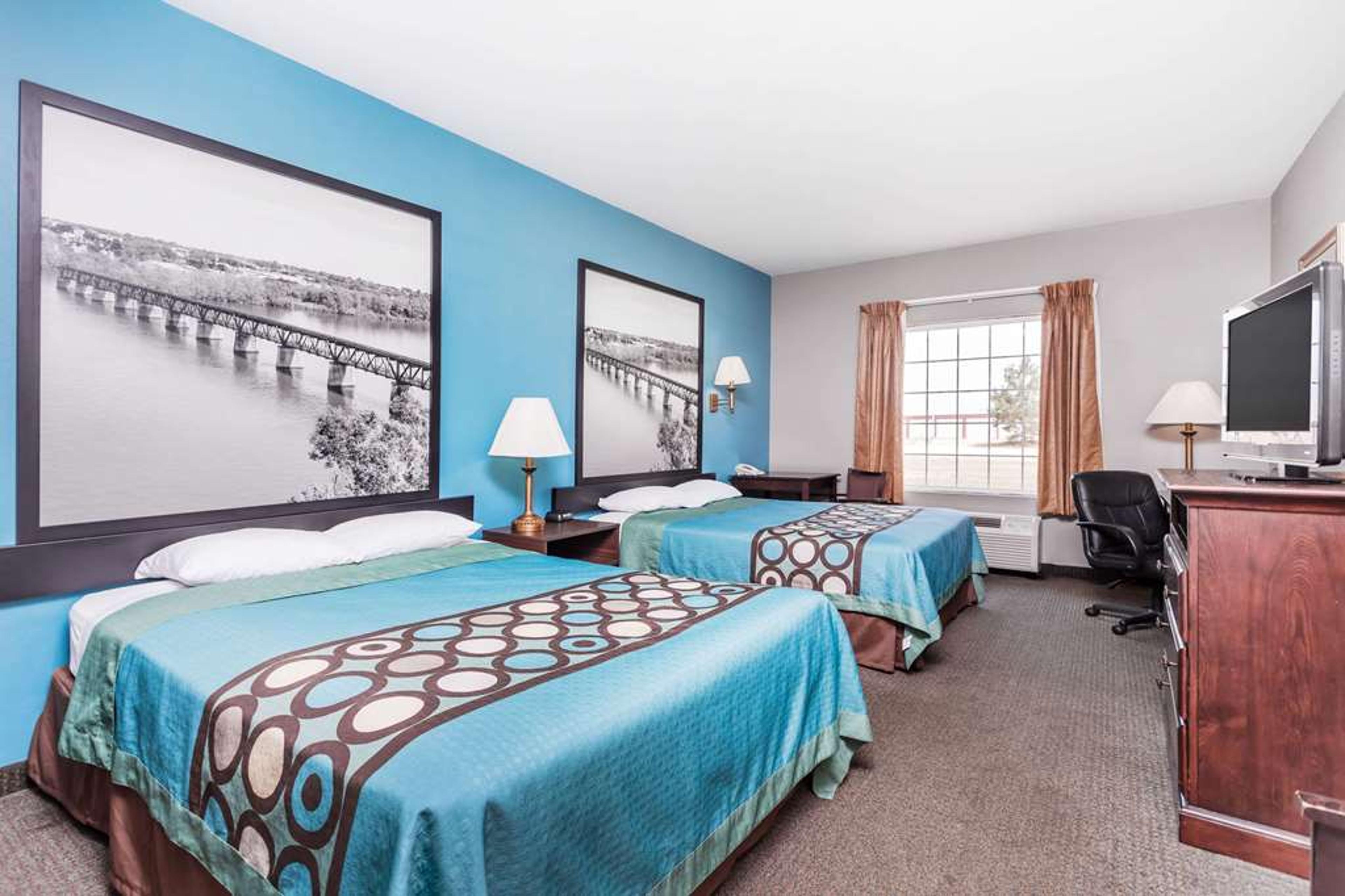 SUPER 8 BY WYNDHAM RAINSVILLE