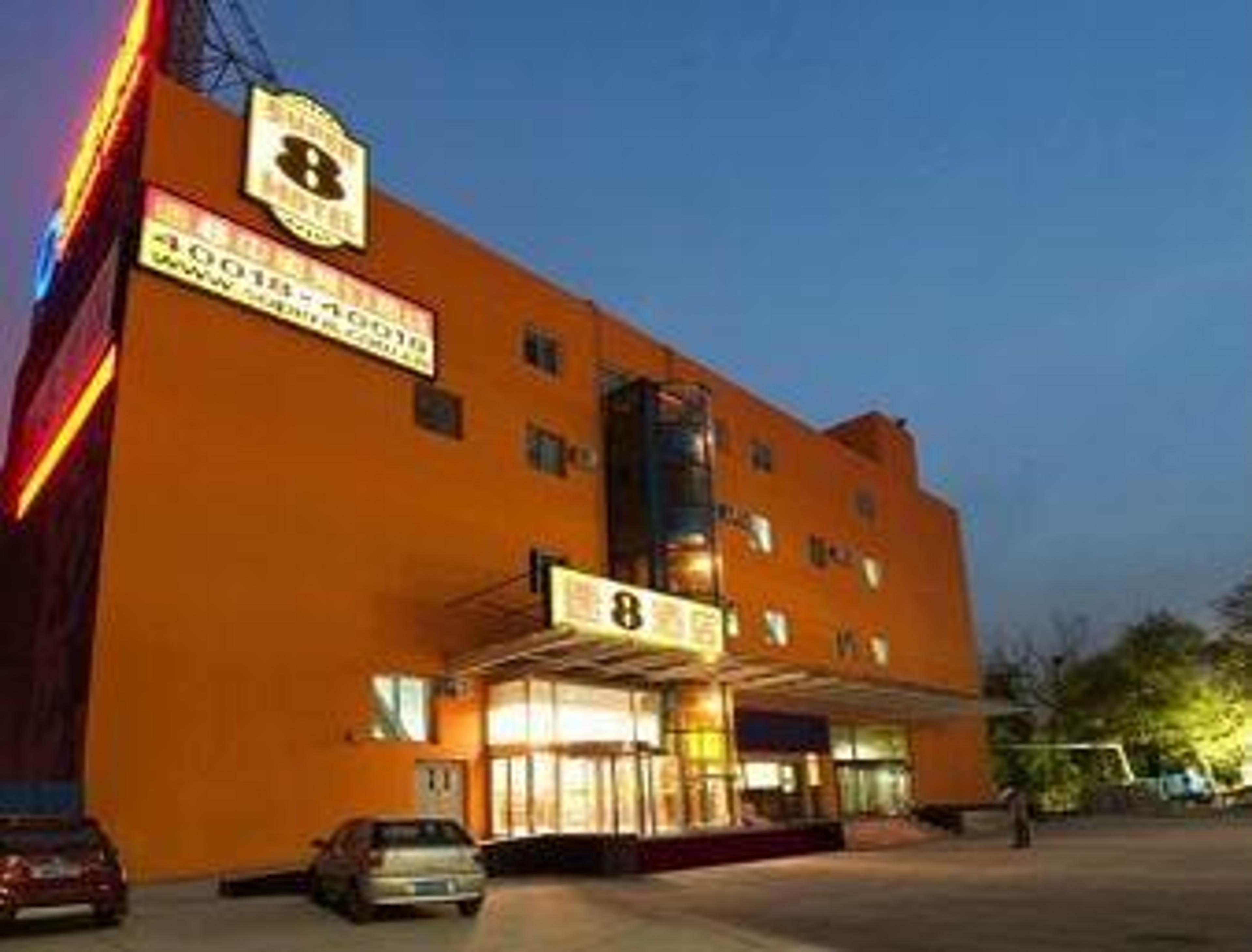 SUPER 8 HOTEL BEIJING LI SHUI