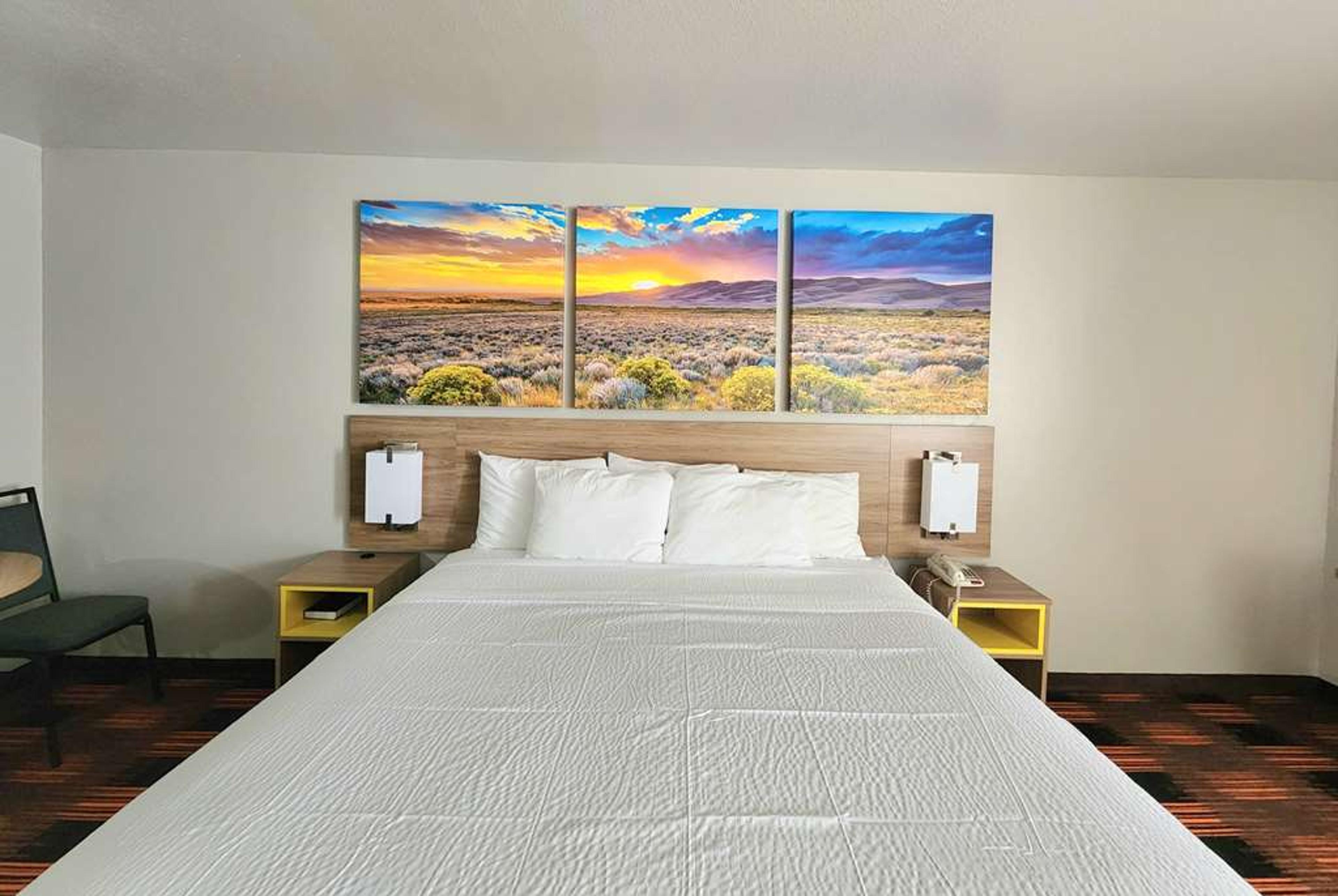 DAYS INN BY WYNDHAM, LUMBERTON