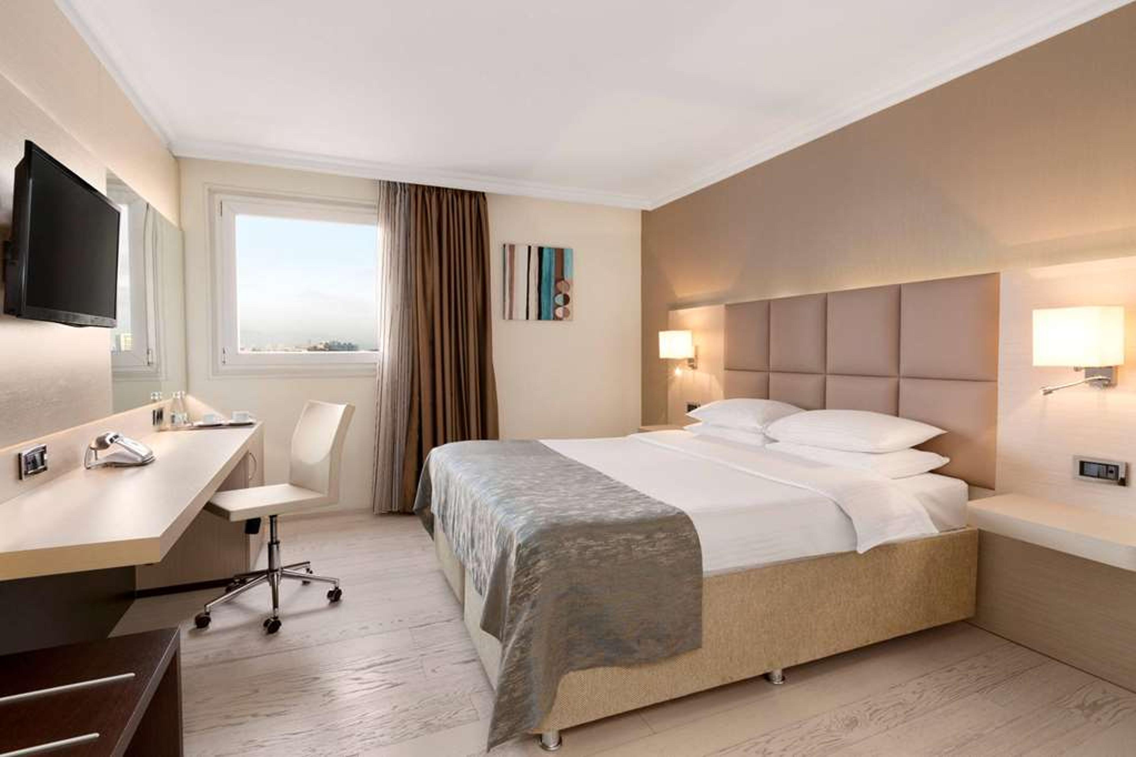 RAMADA BY WYNDHAM SOFIA CITY CENTER