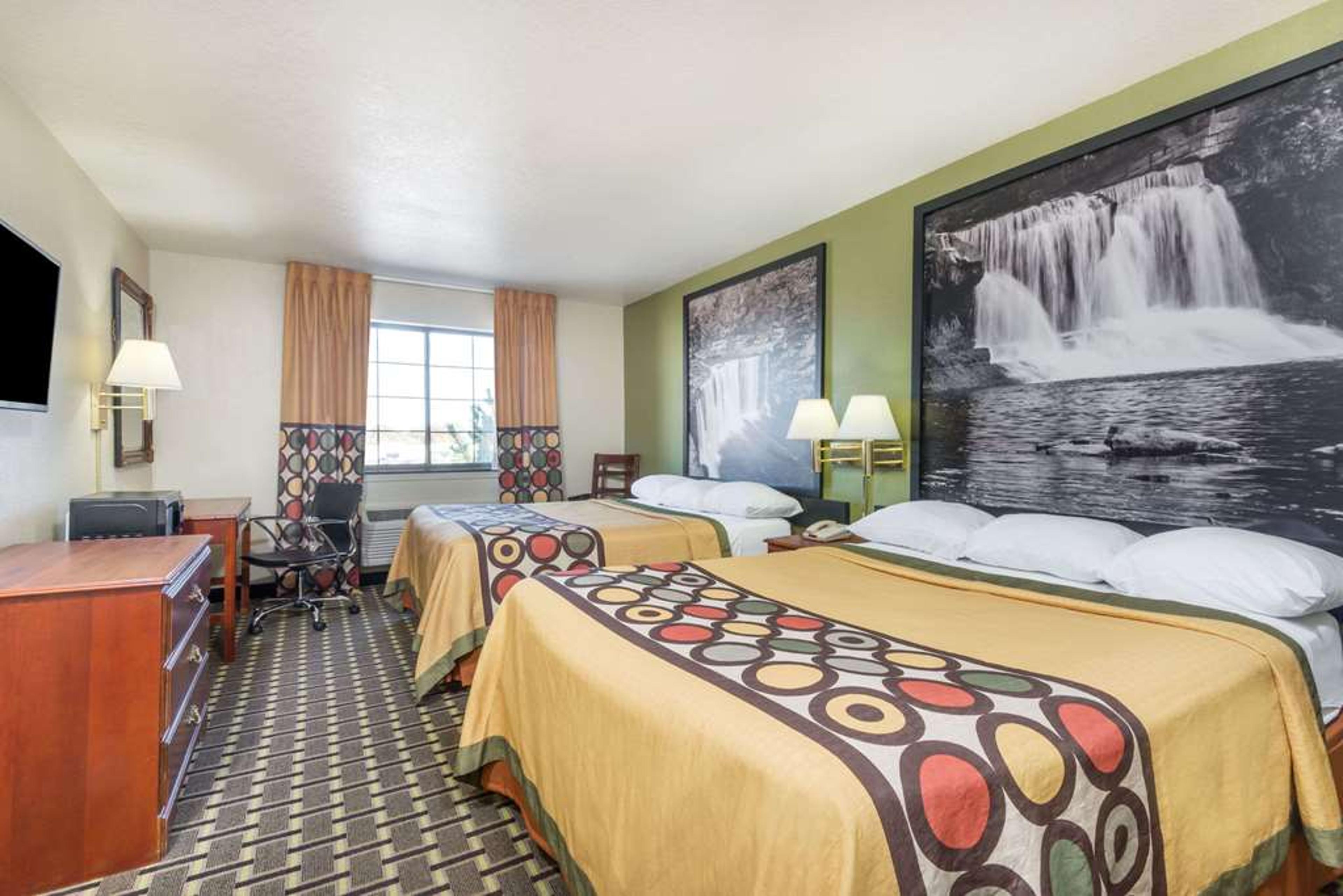SUPER 8 BY WYNDHAM MADISON/HANOVER