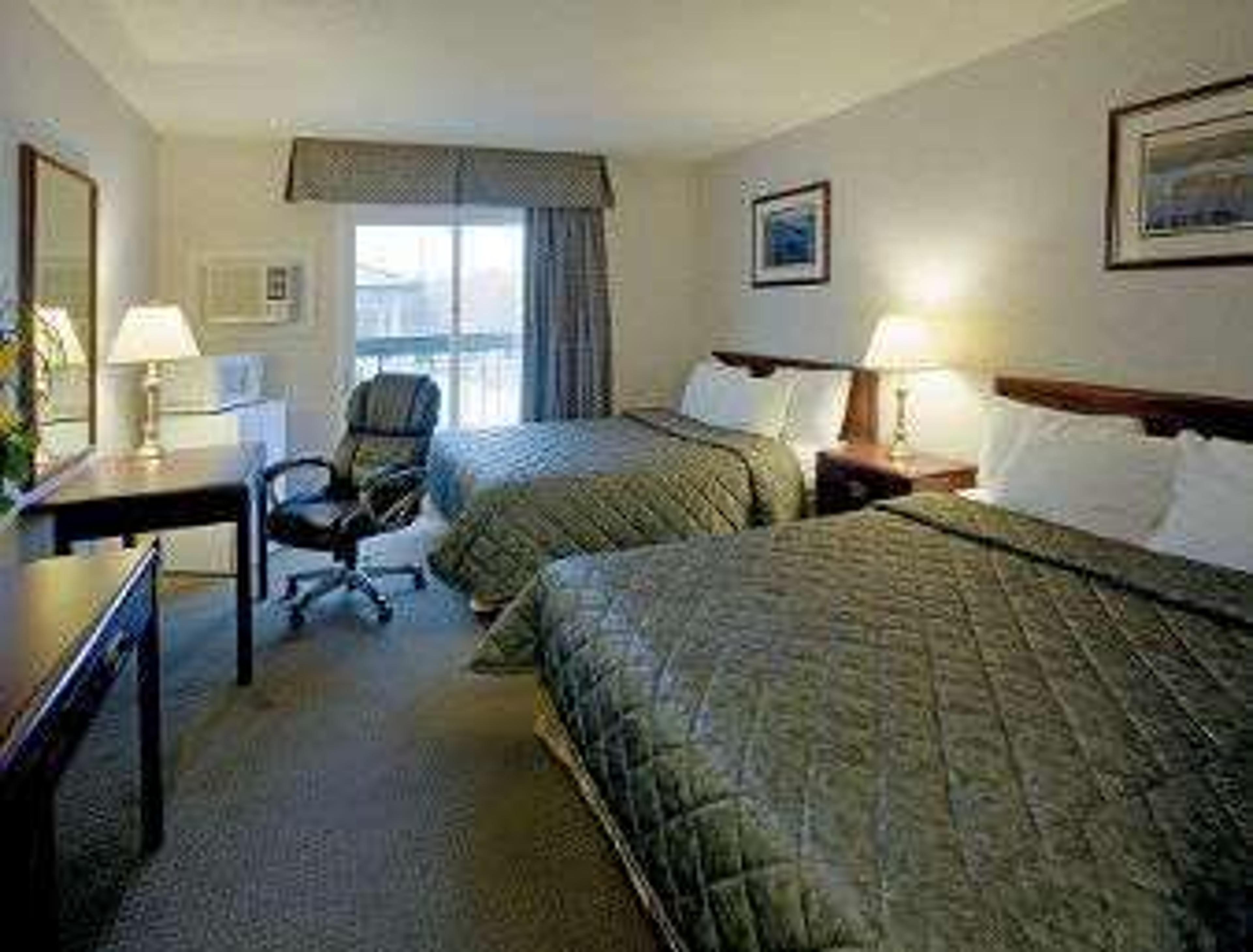 TRAVELODGE BY WYNDHAM GANANOQUE