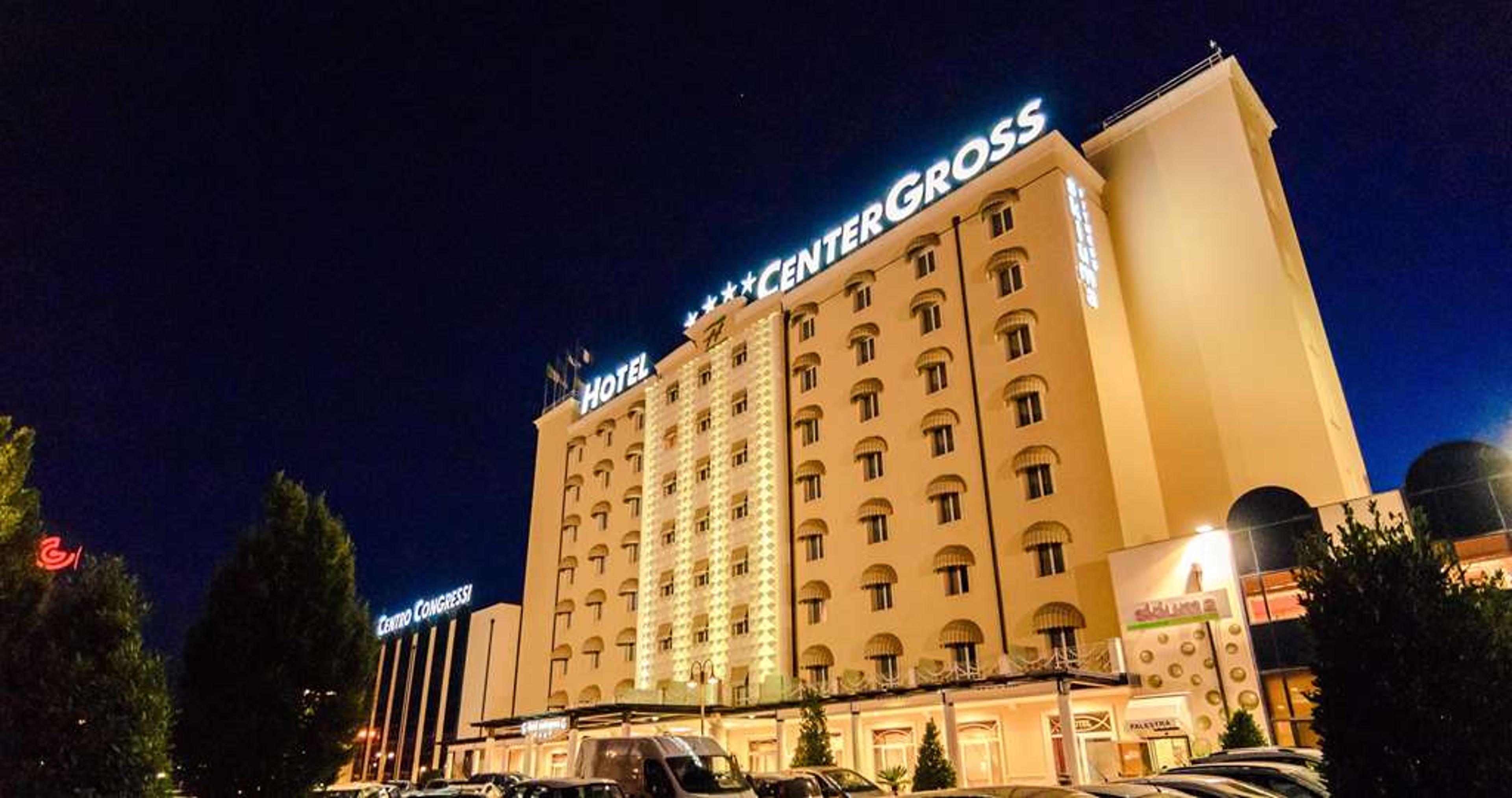 Zanhotel and Meeting Centergross