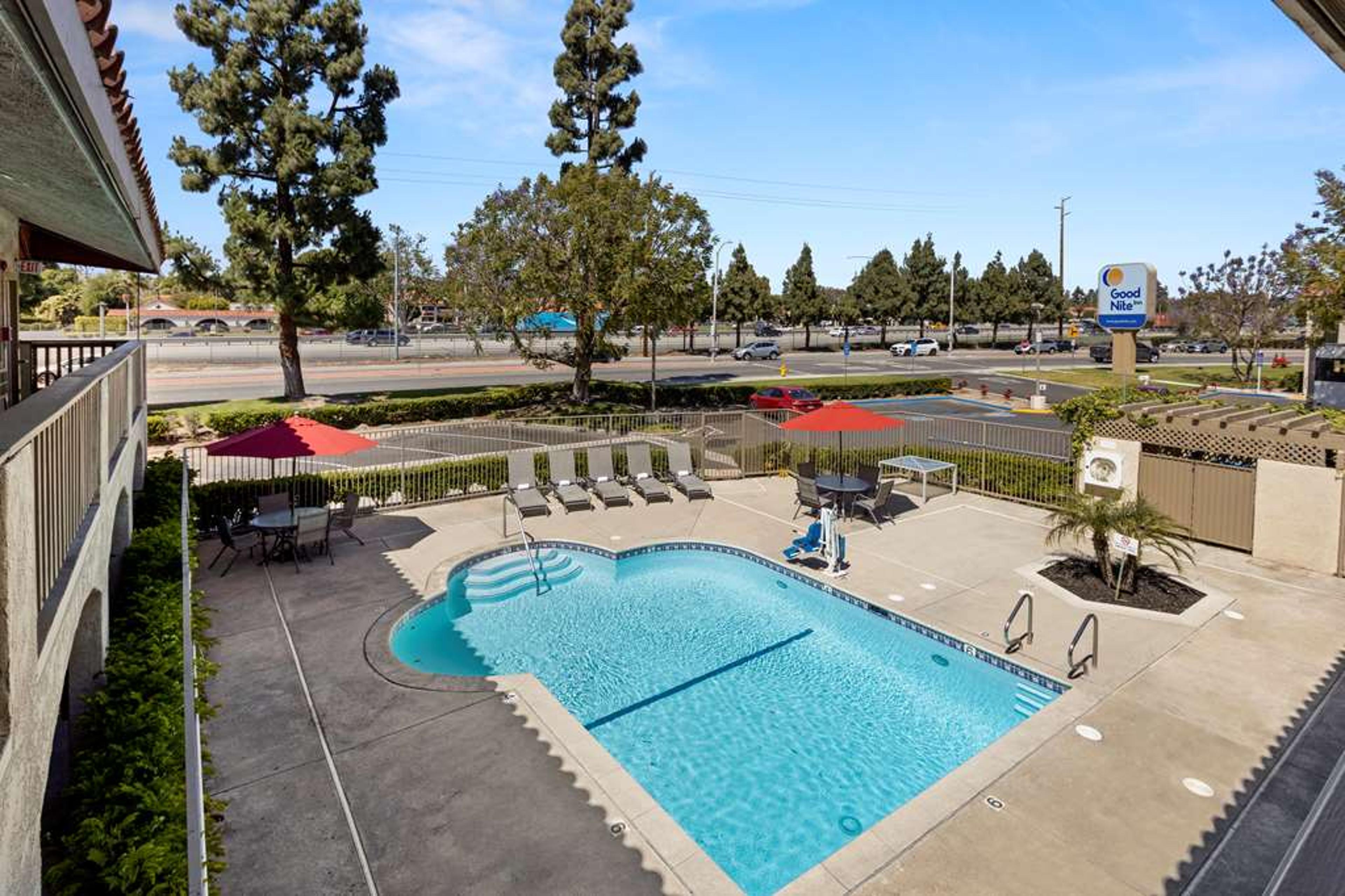 GOOD NITE INN CAMARILLO VENT