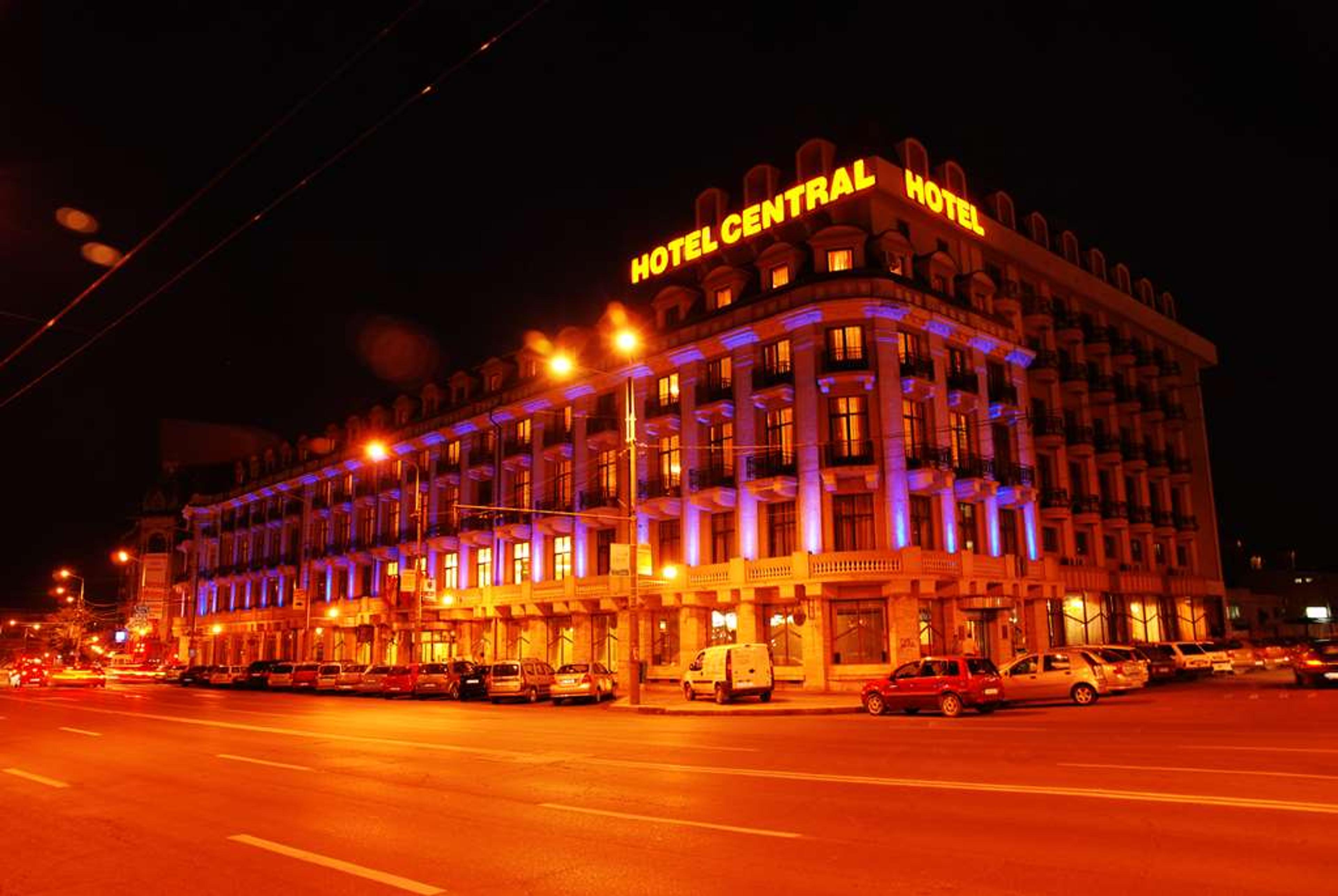 Central Hotel