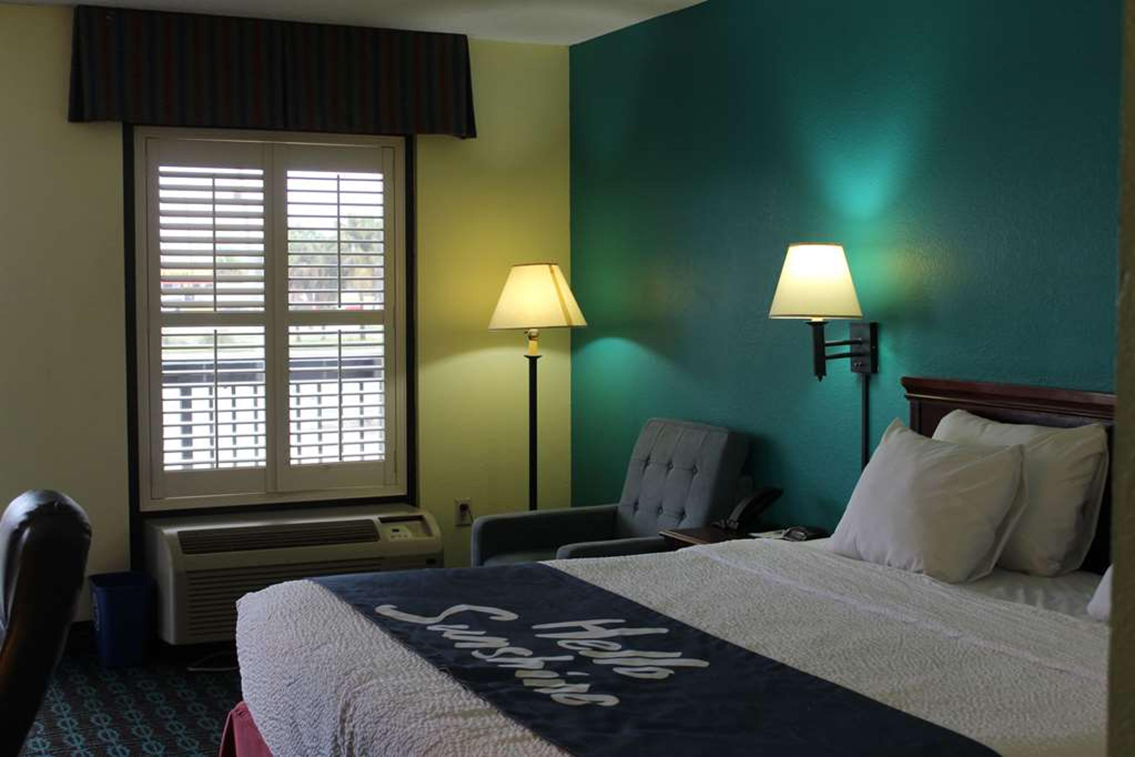 DAYS INN MARIANNA