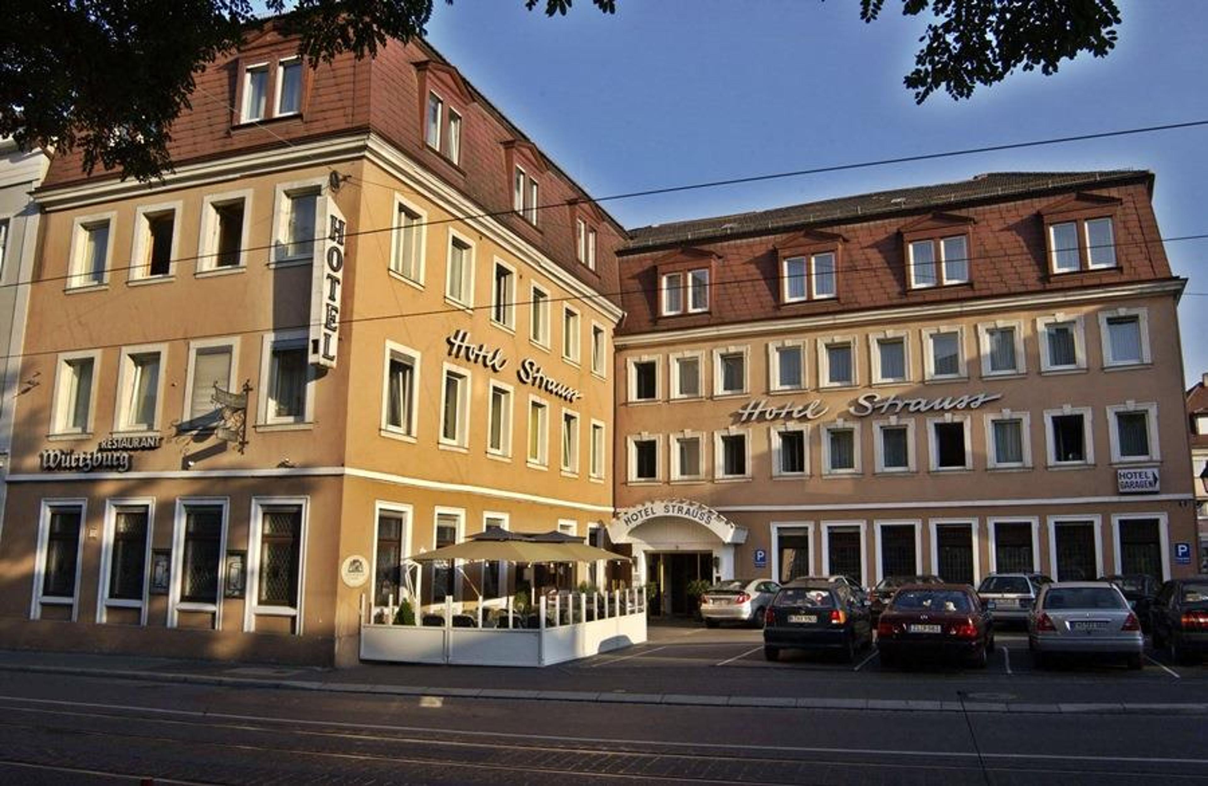 CPH HOTEL STRAUSS