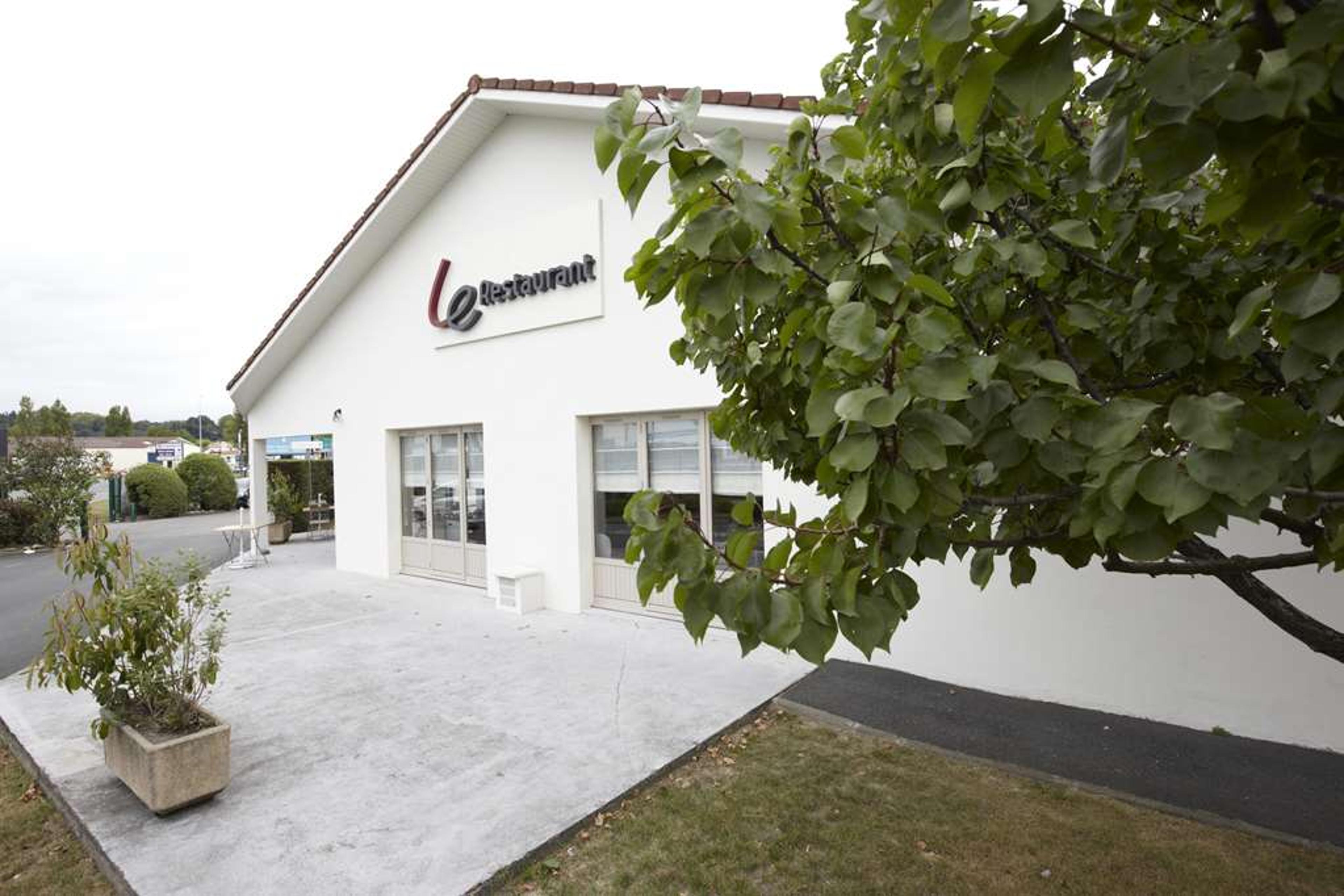 CAMPANILE BAYONNE