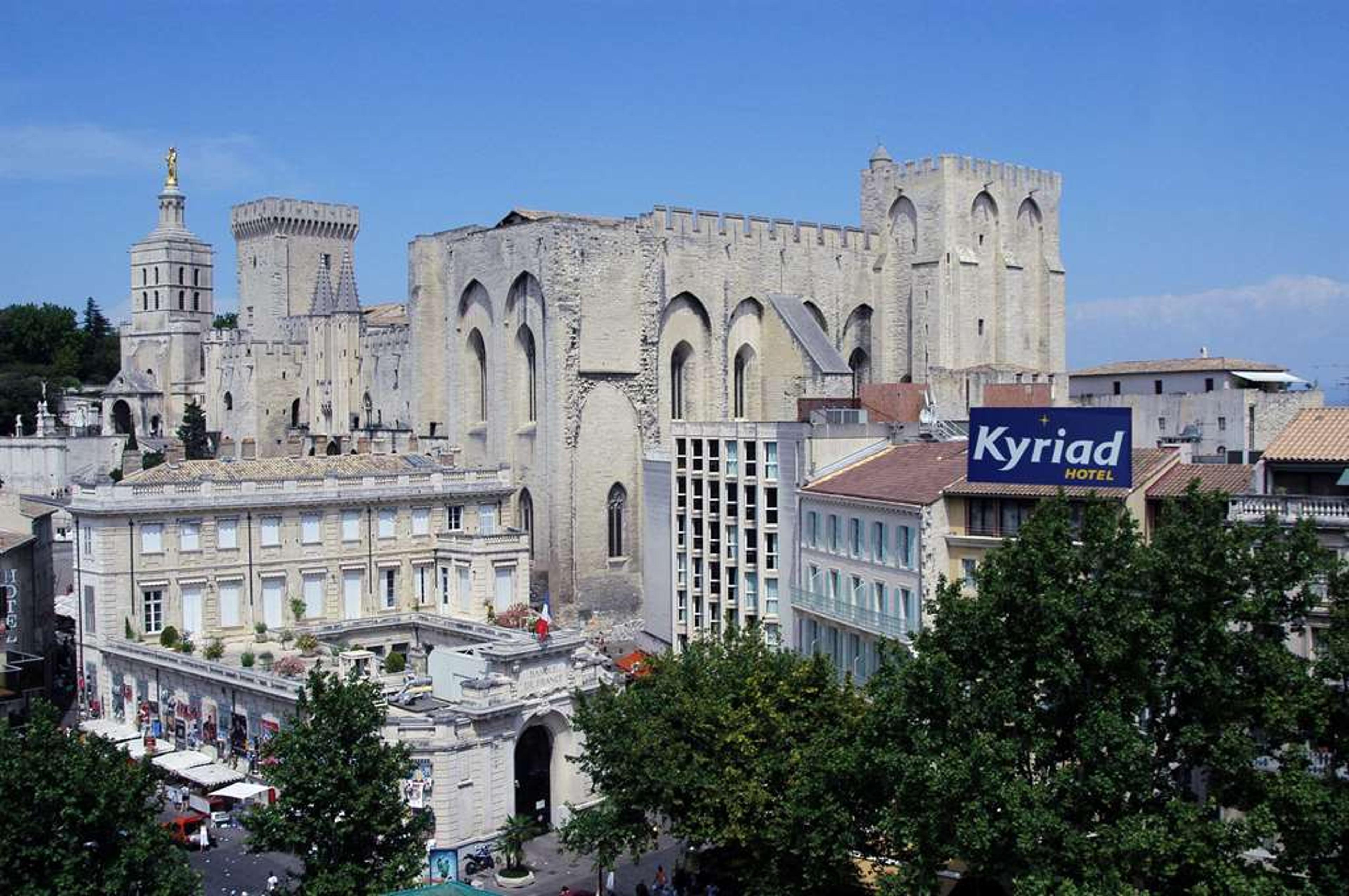 KYRIAD AVIGNON - PALAIS DES PAPES