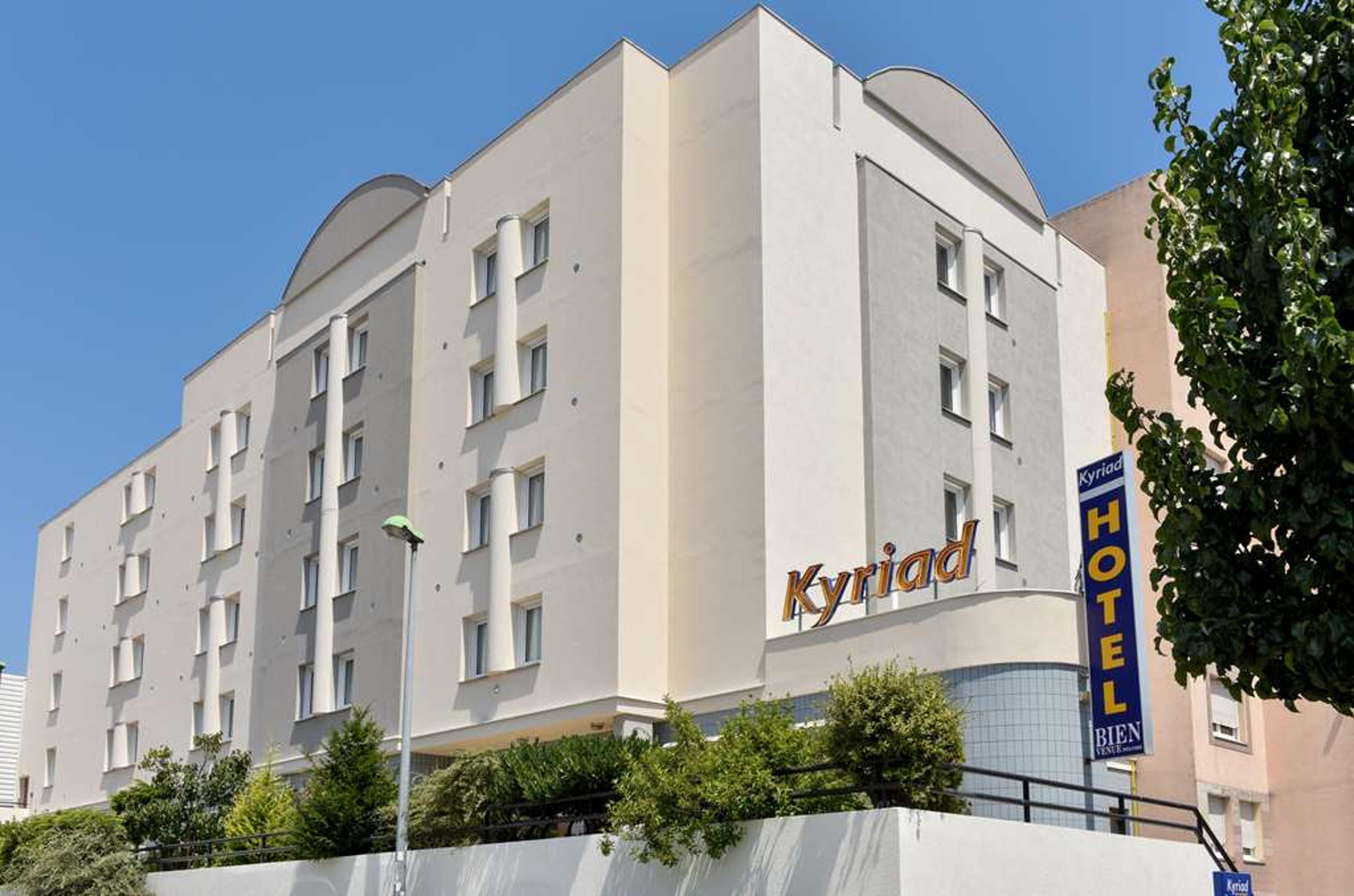 KYRIAD SAINT ETIENNE CENTRE