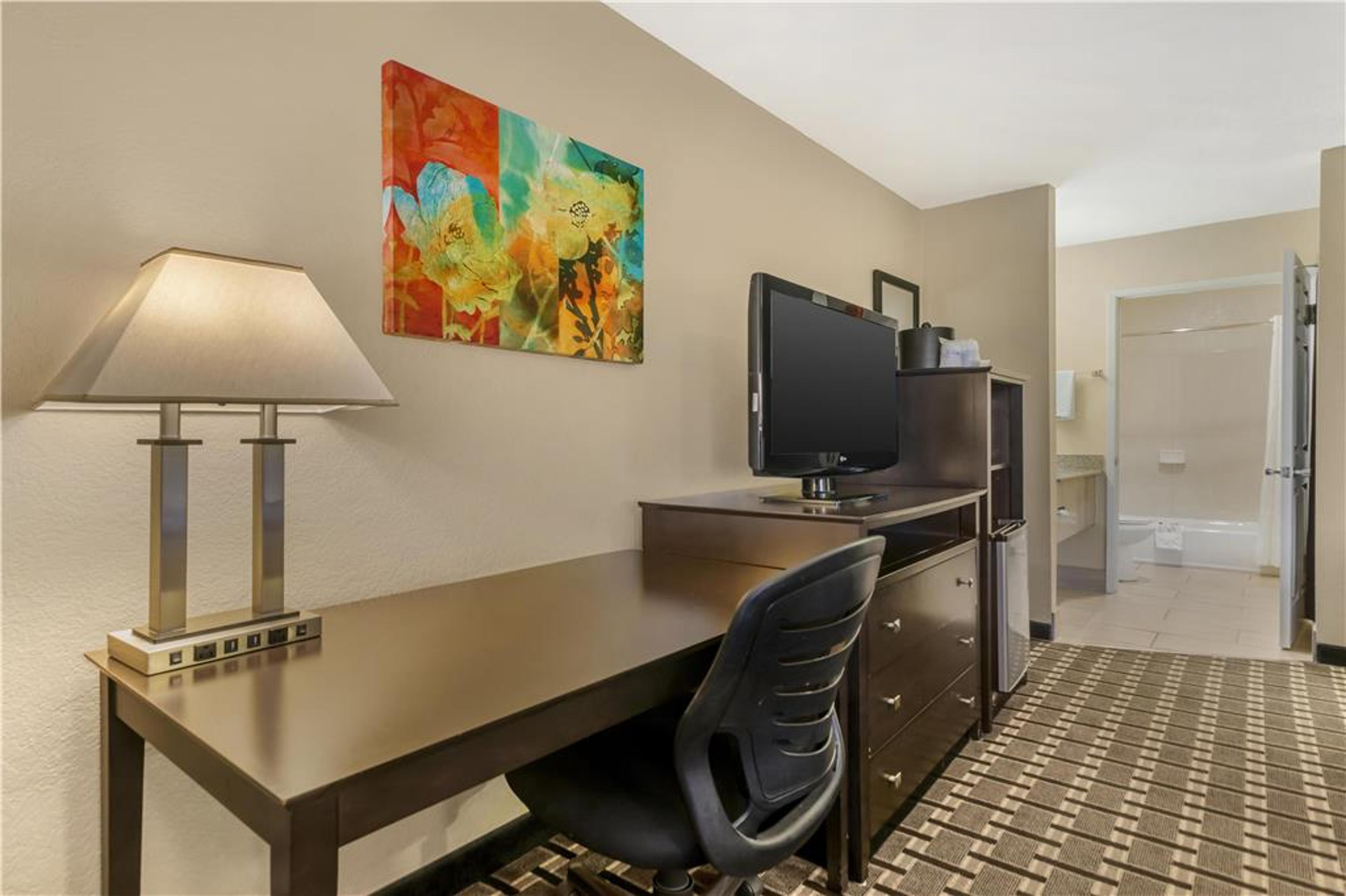 Best Western Plus Pleasanton Inn