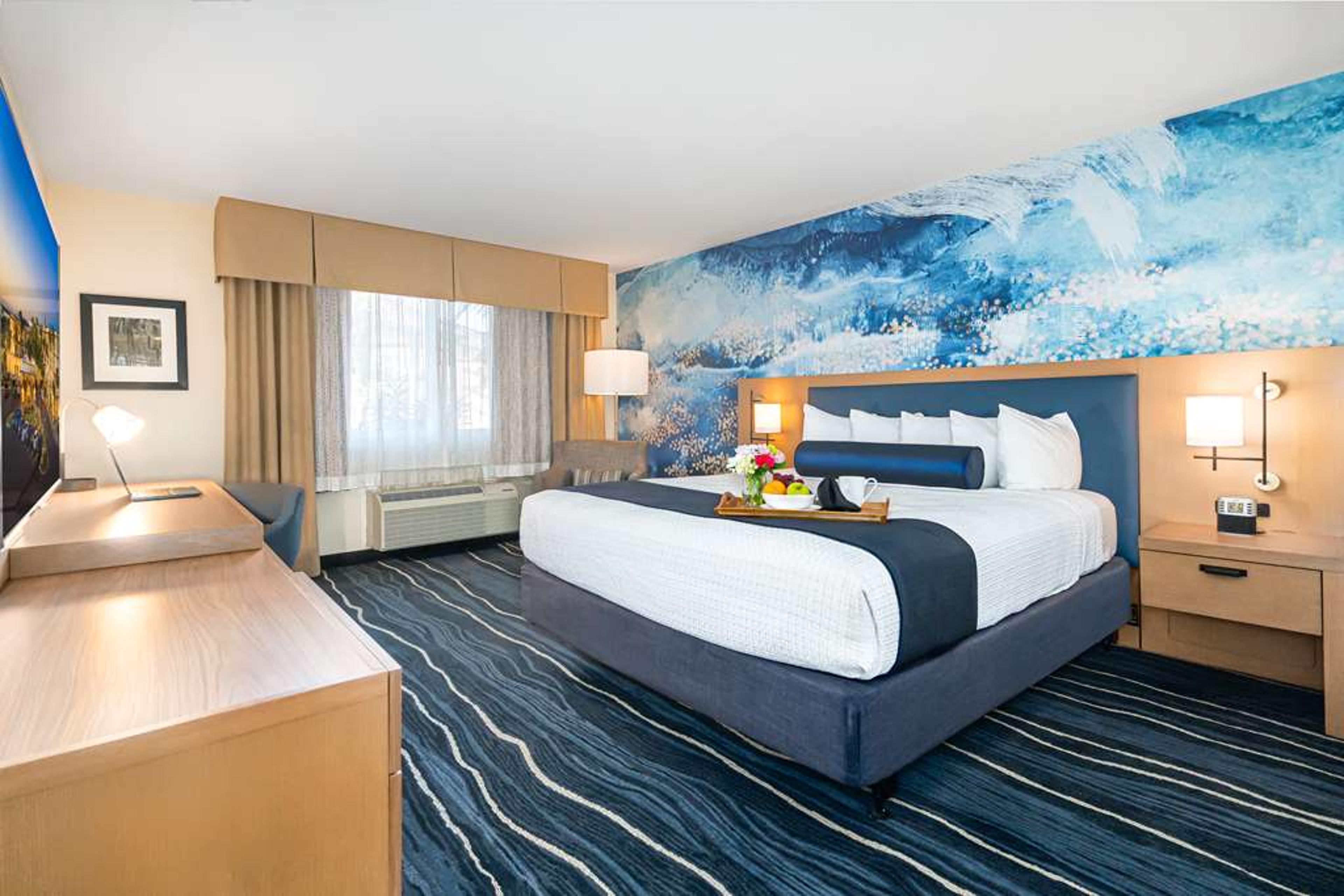 Best Western Plus Marina Gateway Hotel