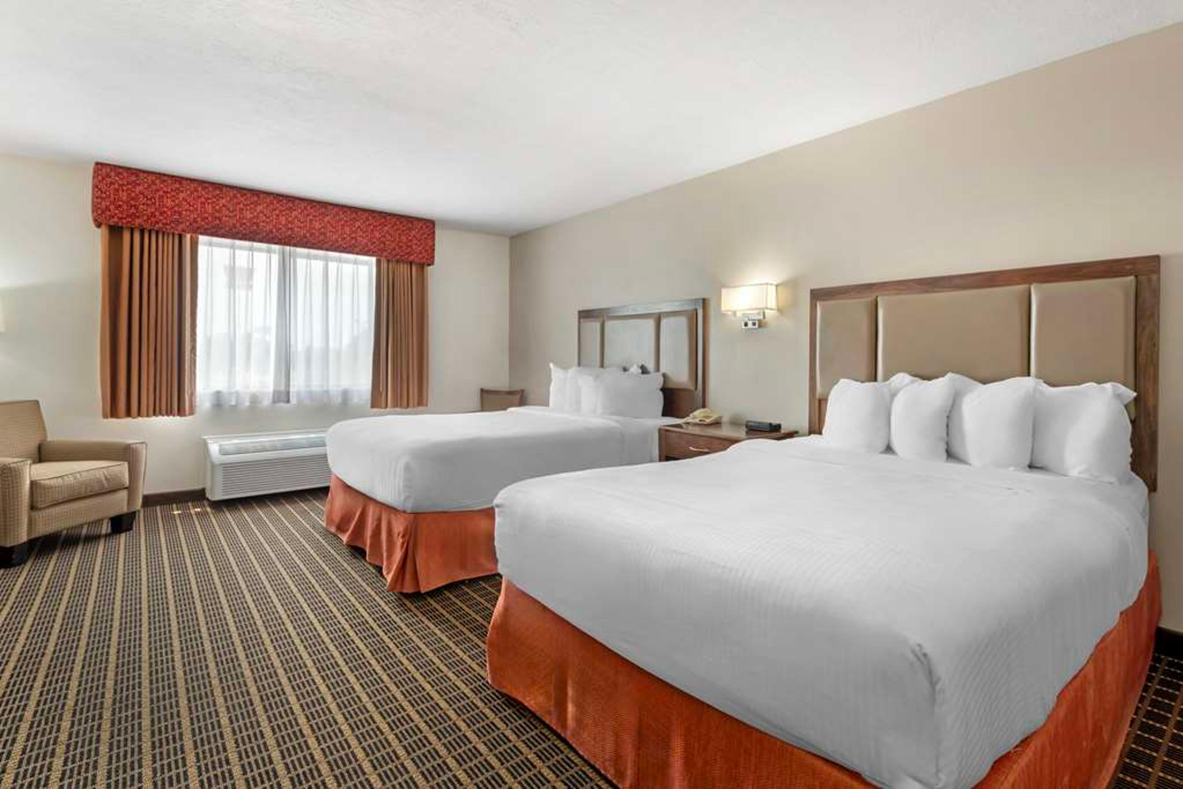Best Western Plus Eagleridge Inn & Suites
