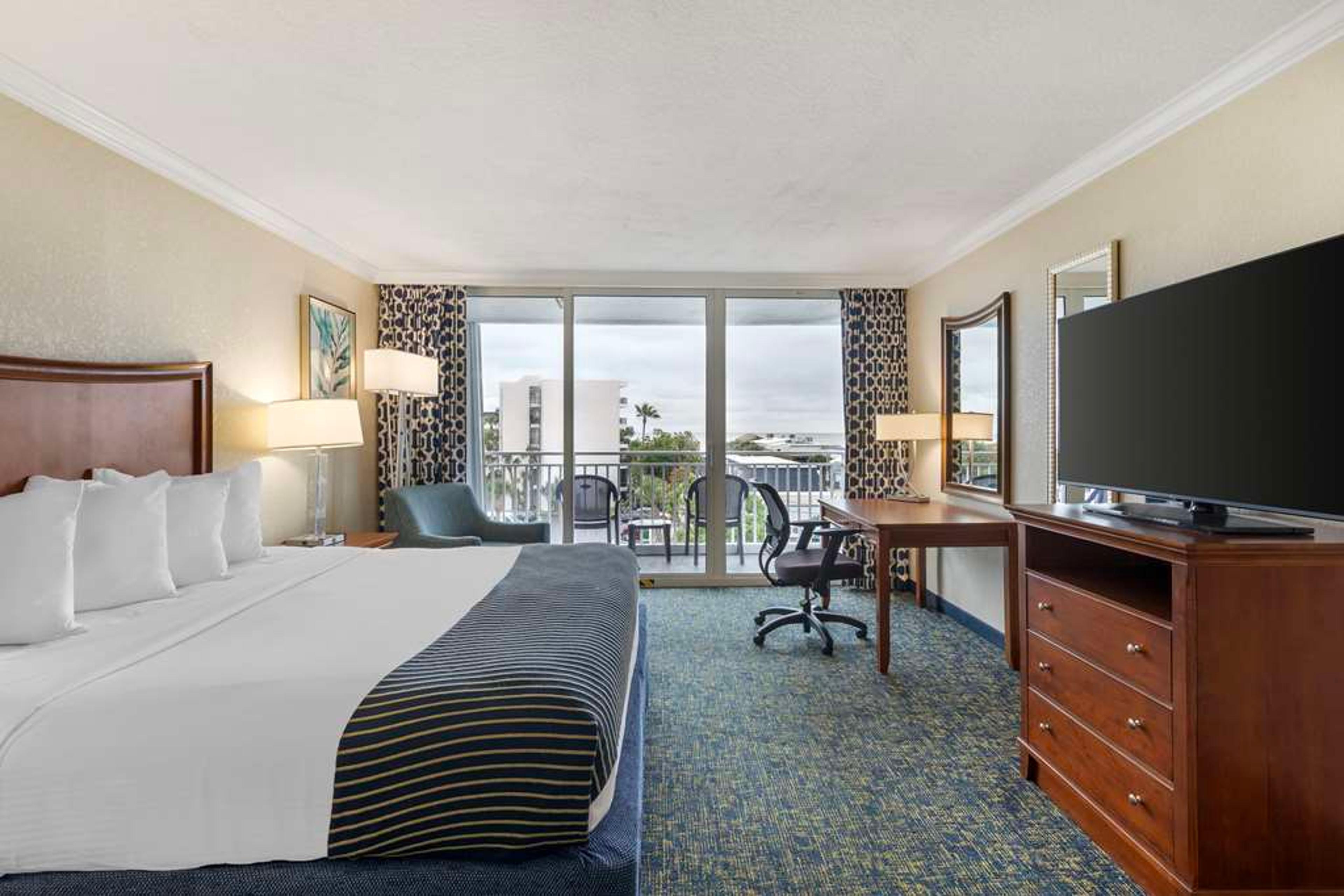 Best Western Cocoa Beach Hotel & Suites