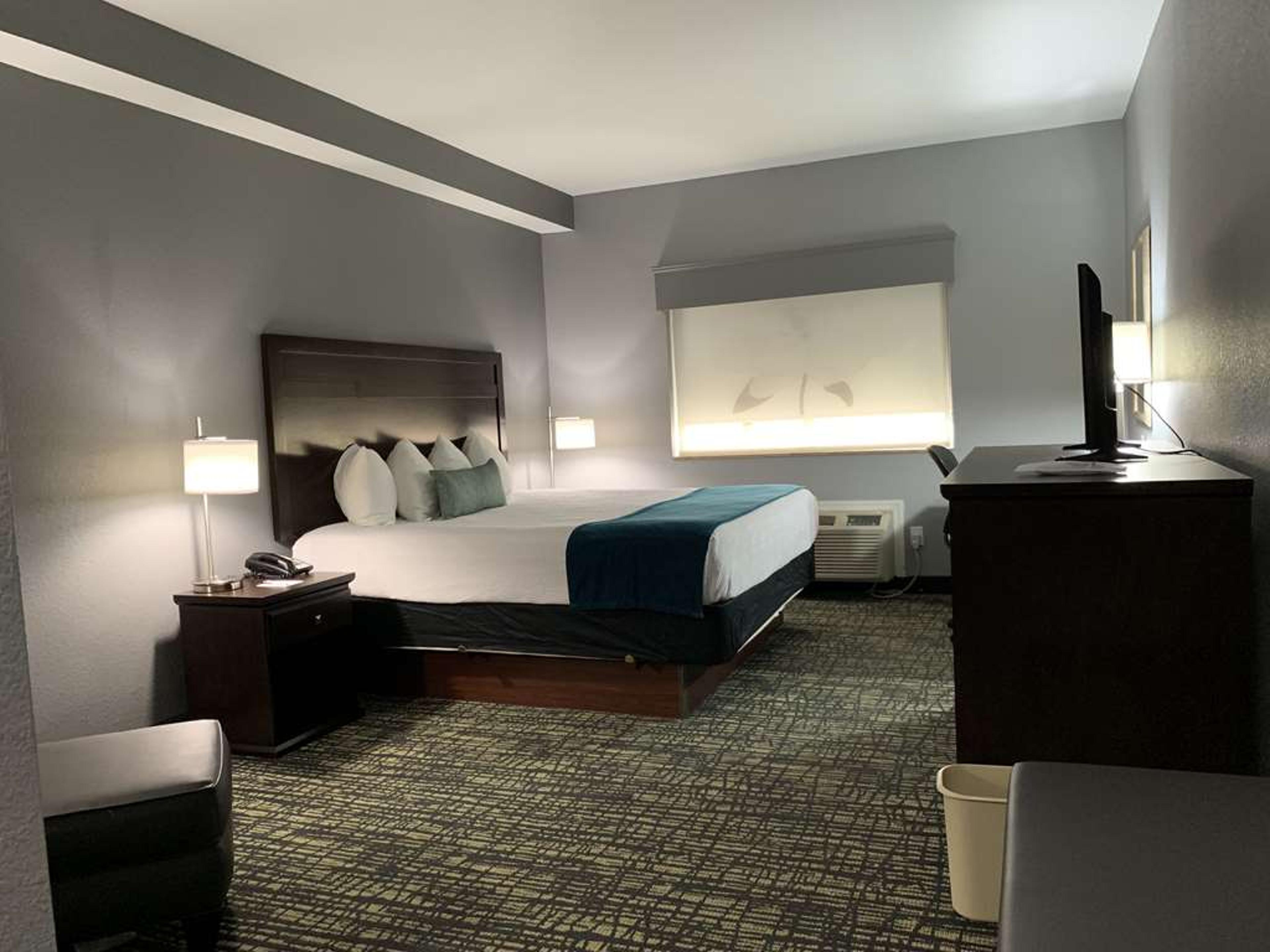 Best Western Plus Olive Branch Hotel & Suites