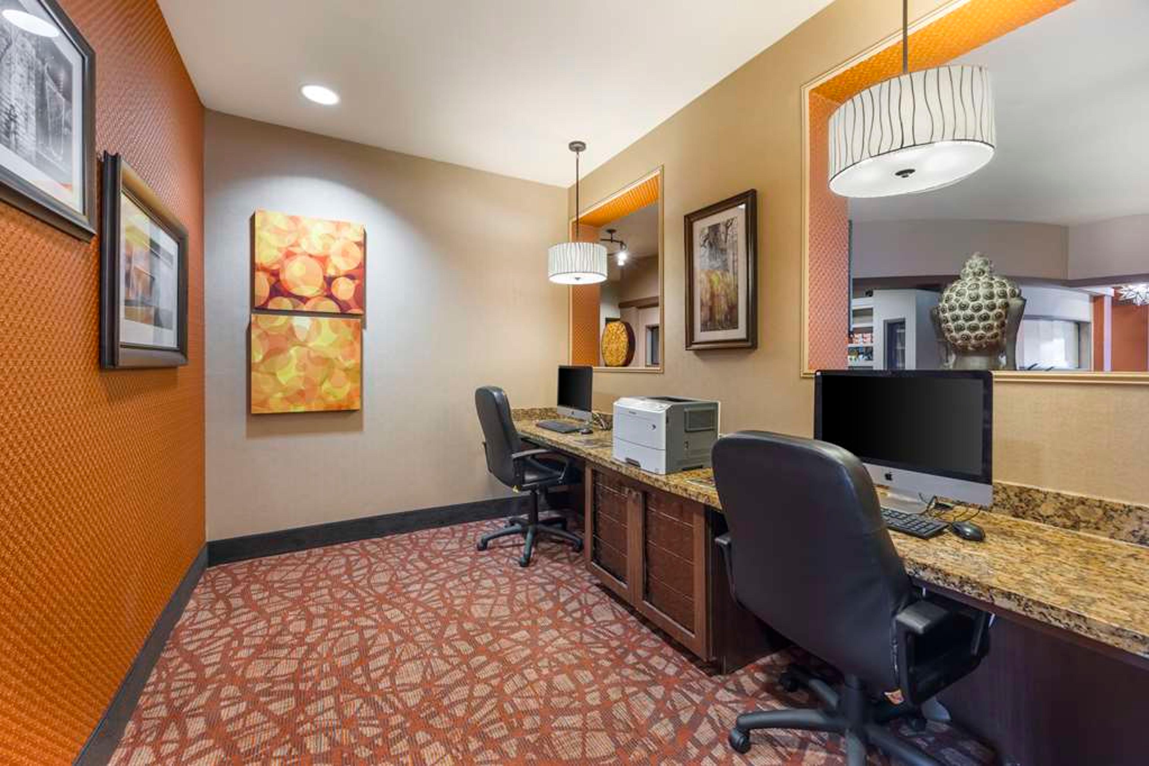 Hotel Photo 5