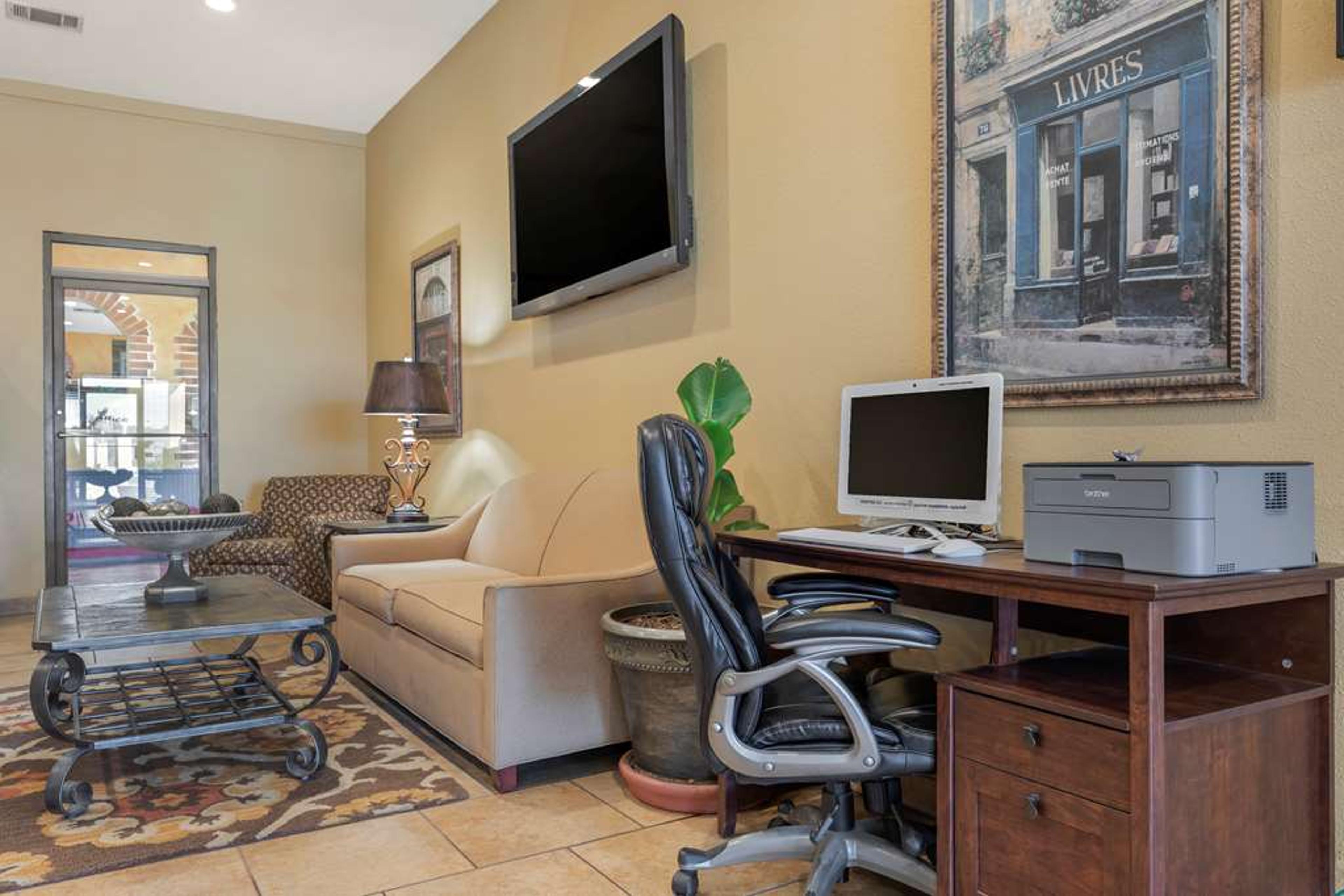 Hotel Photo 5
