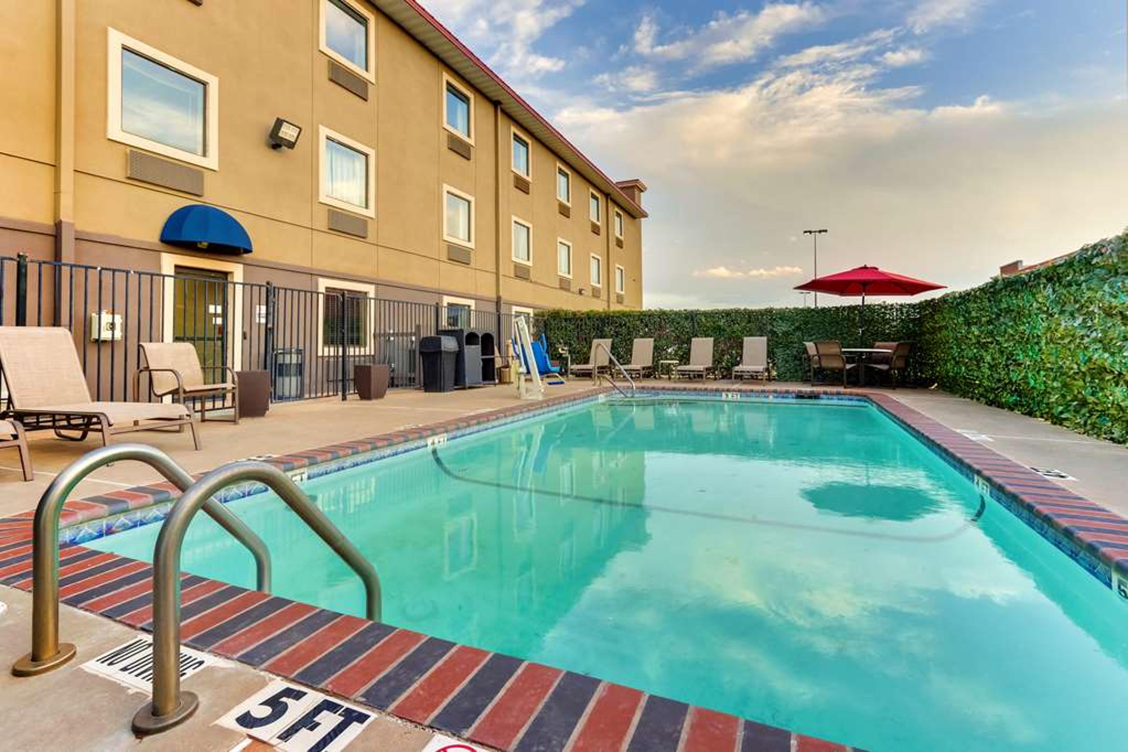 Hotel Photo 3