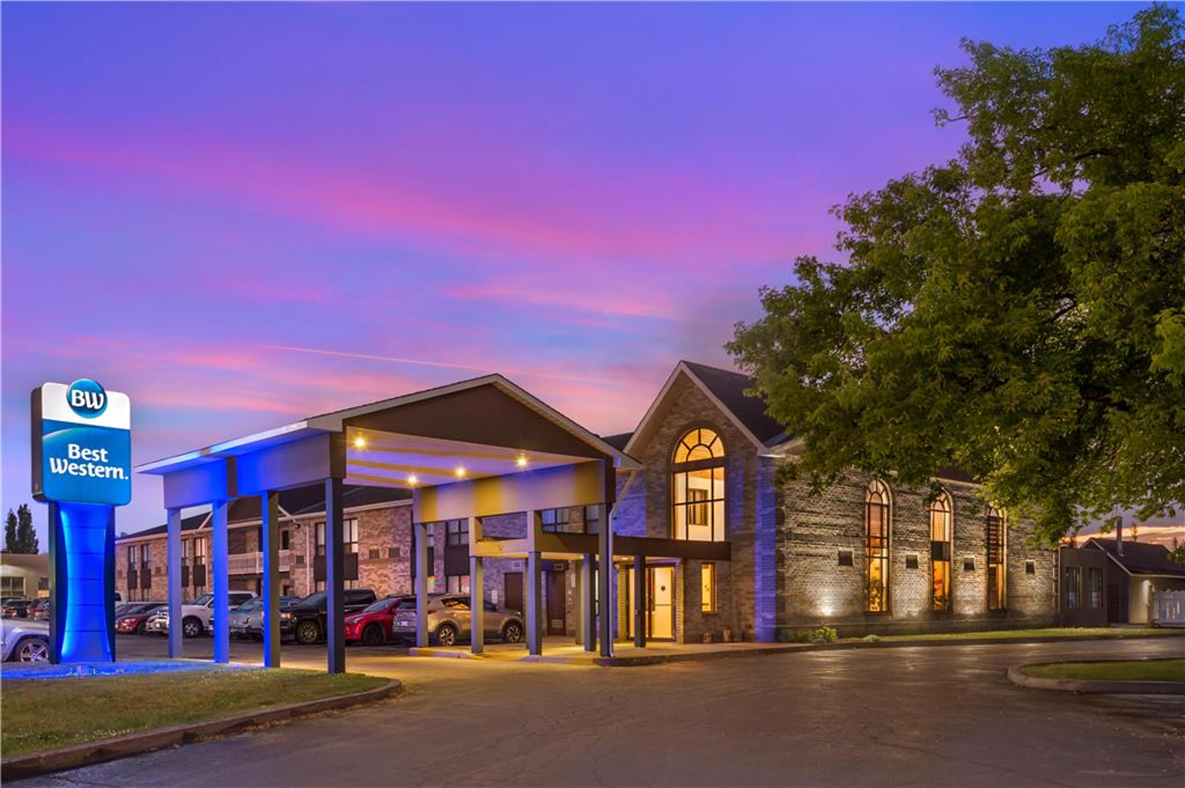 Hotel Photo 1