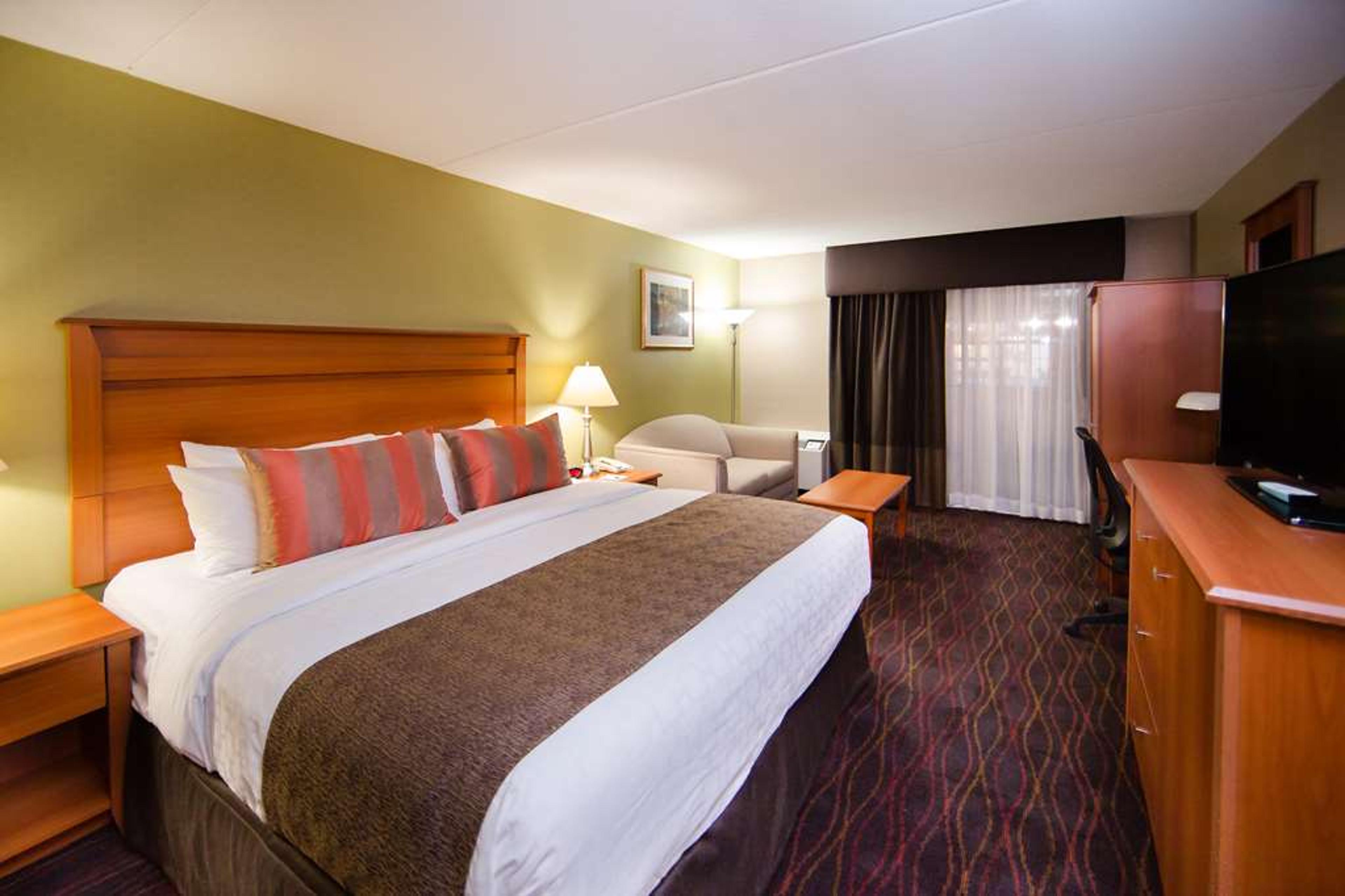 Best Western Plus Ottawa Kanata Hotel & Conference Centre