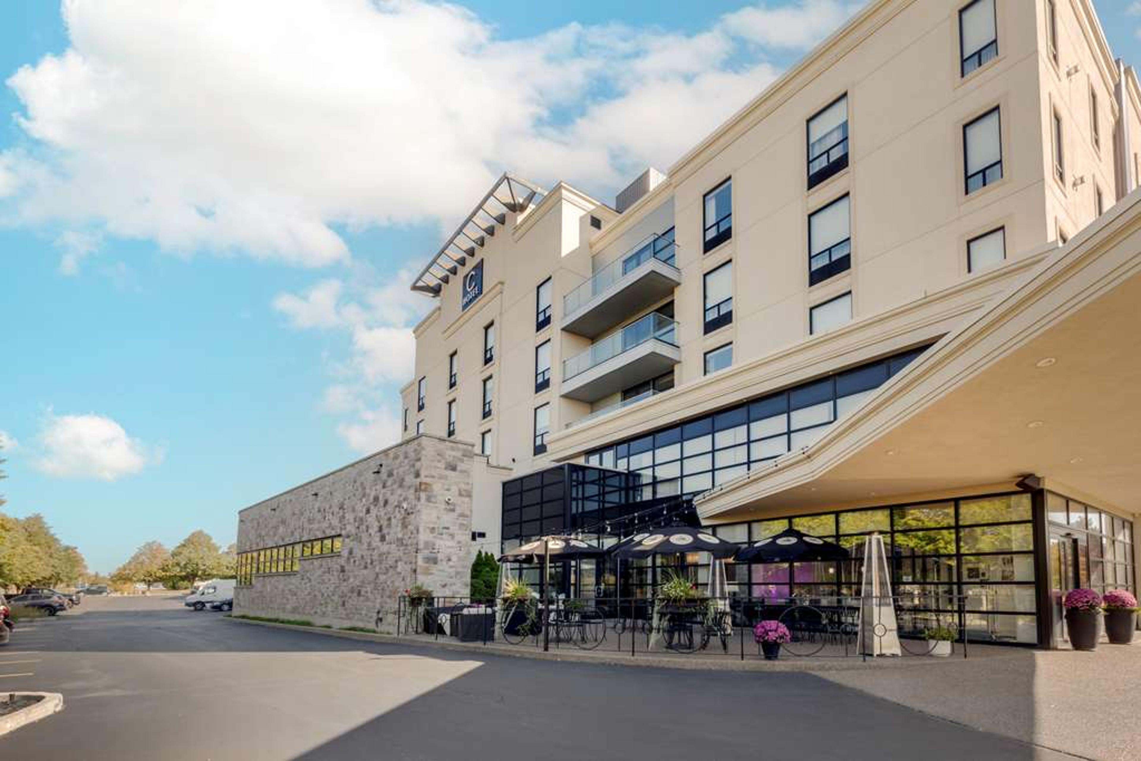 Hotel Photo 1