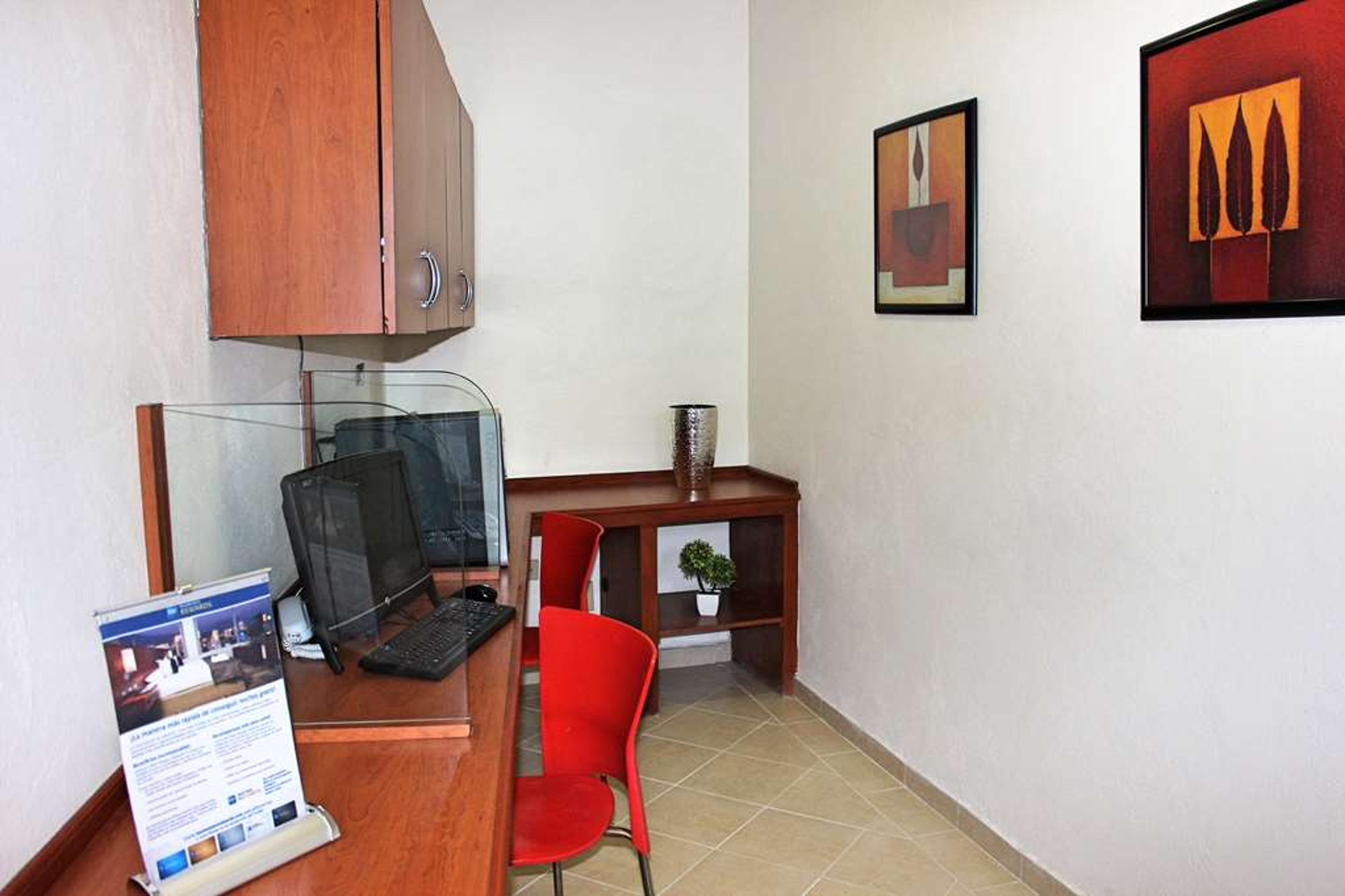 Hotel Photo 4
