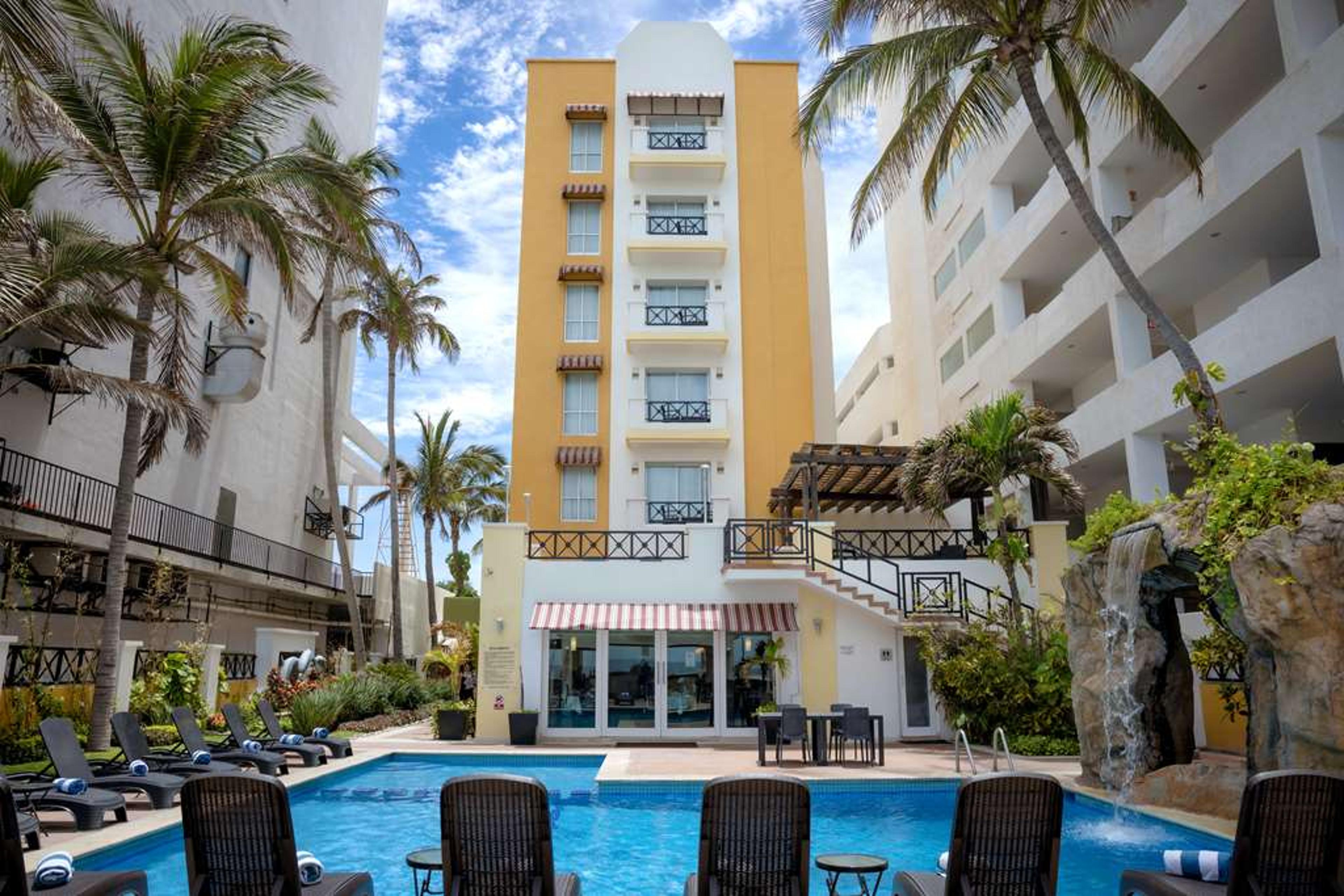 Hotel Photo 3