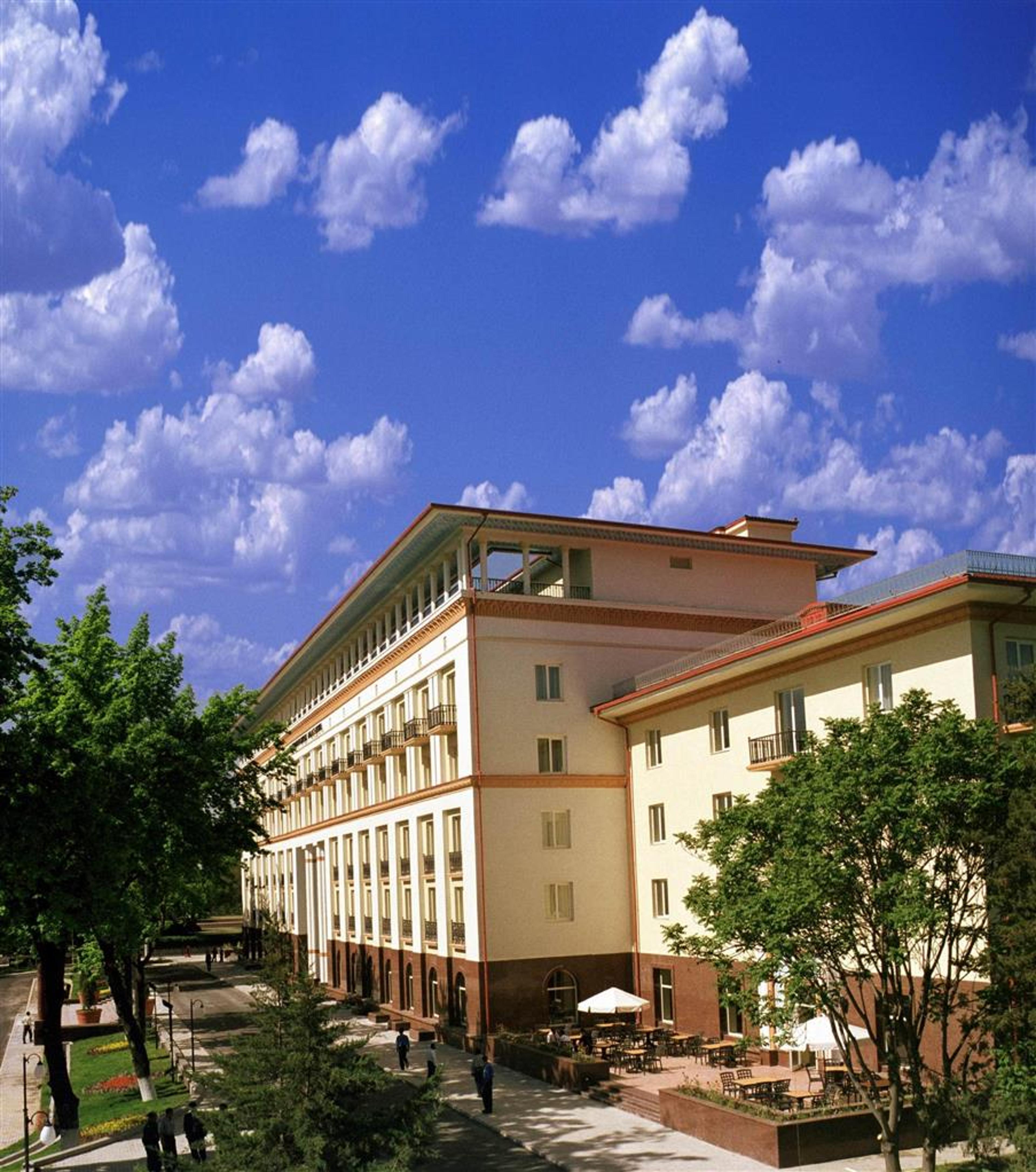 Hotel Photo 1