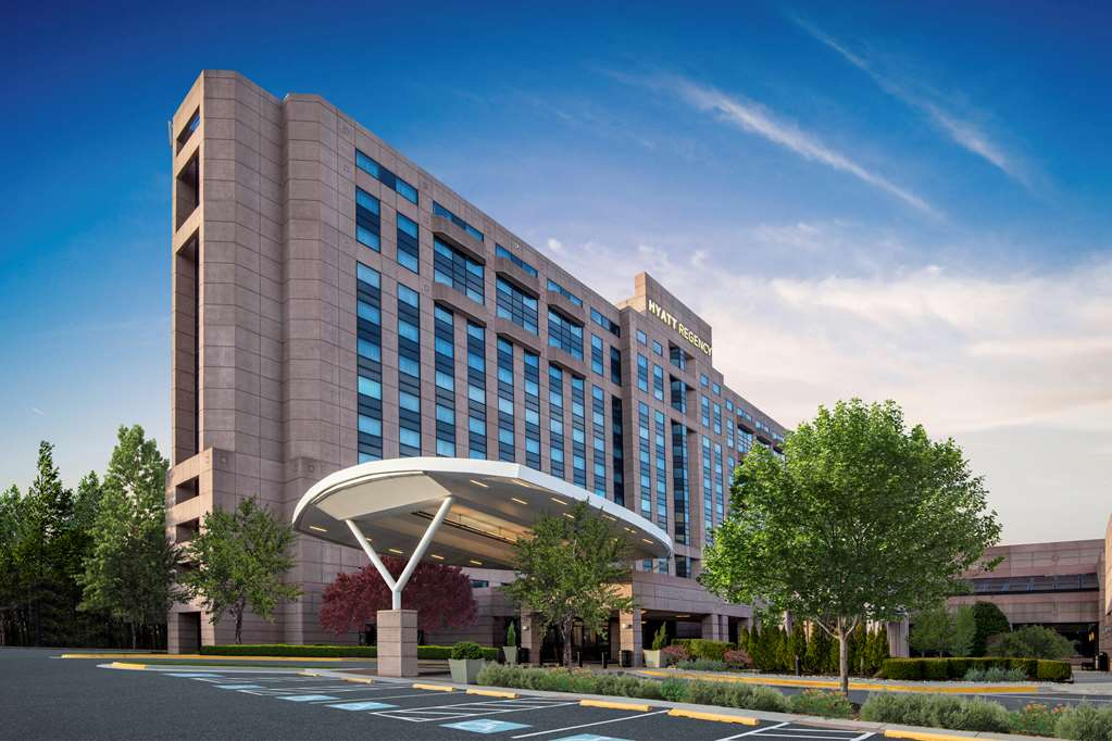 HYATT REGENCY DULLES AT DULLES