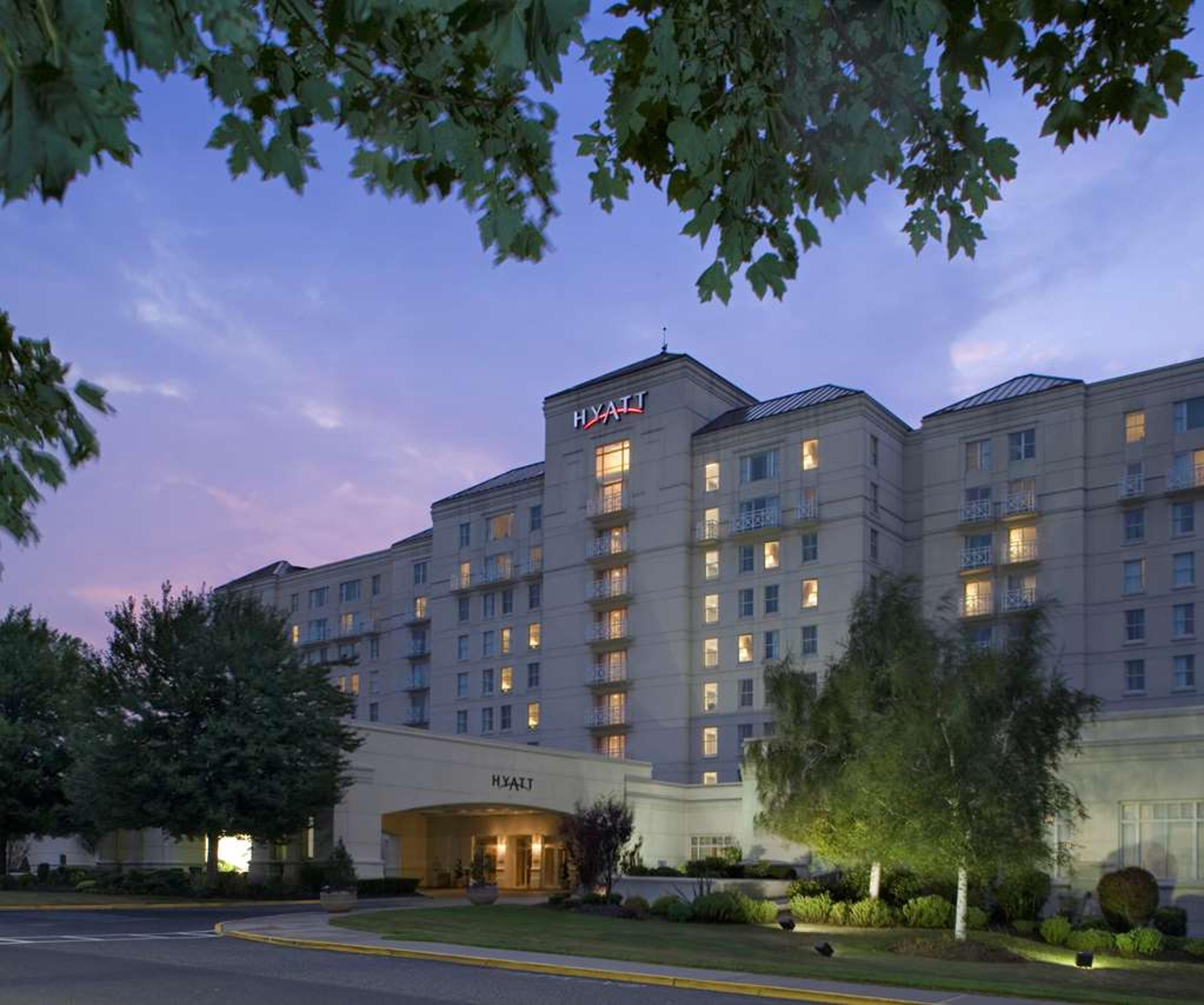 HYATT REGENCY LONG ISLAND