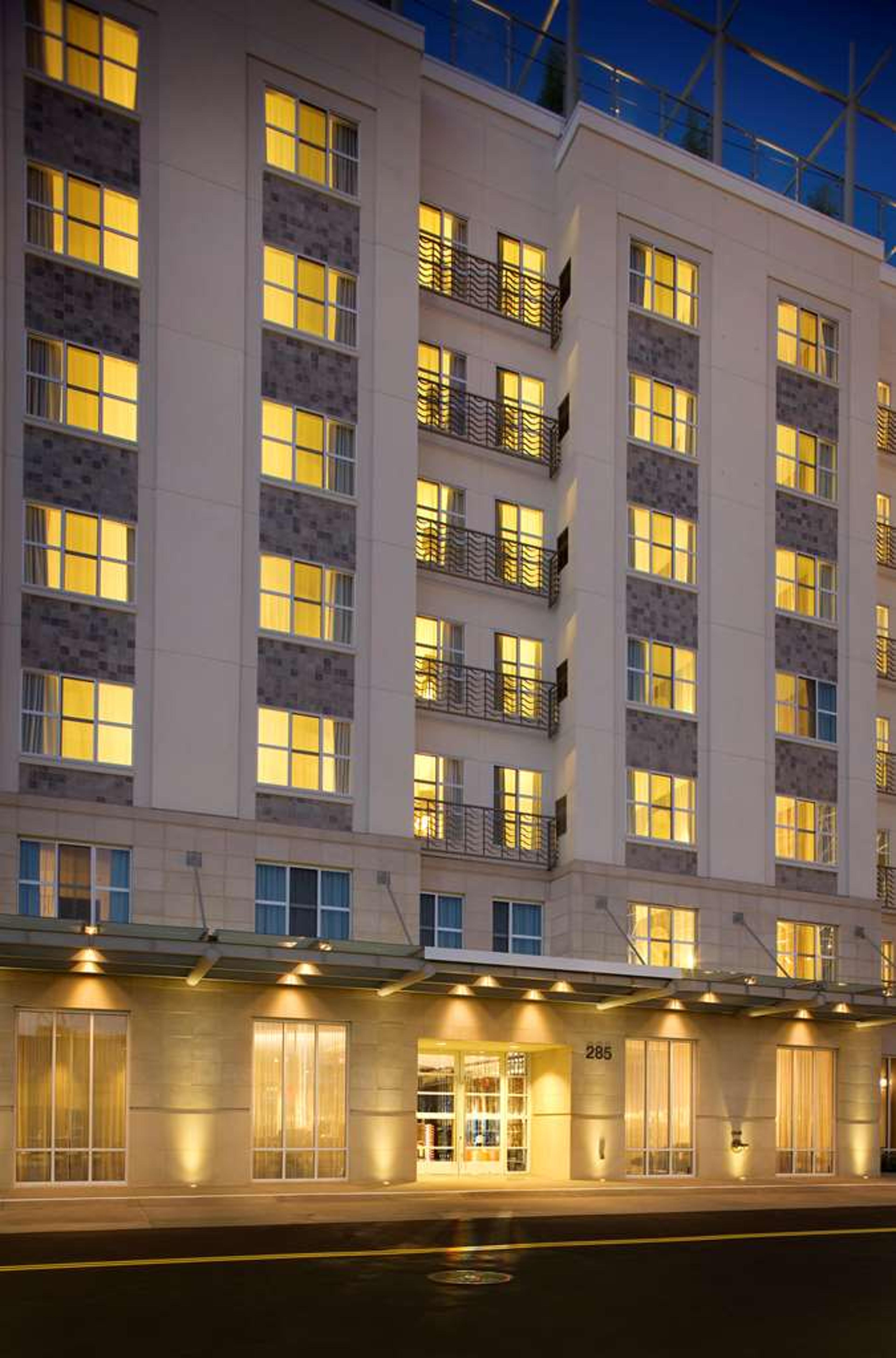 Hotel Photo 1