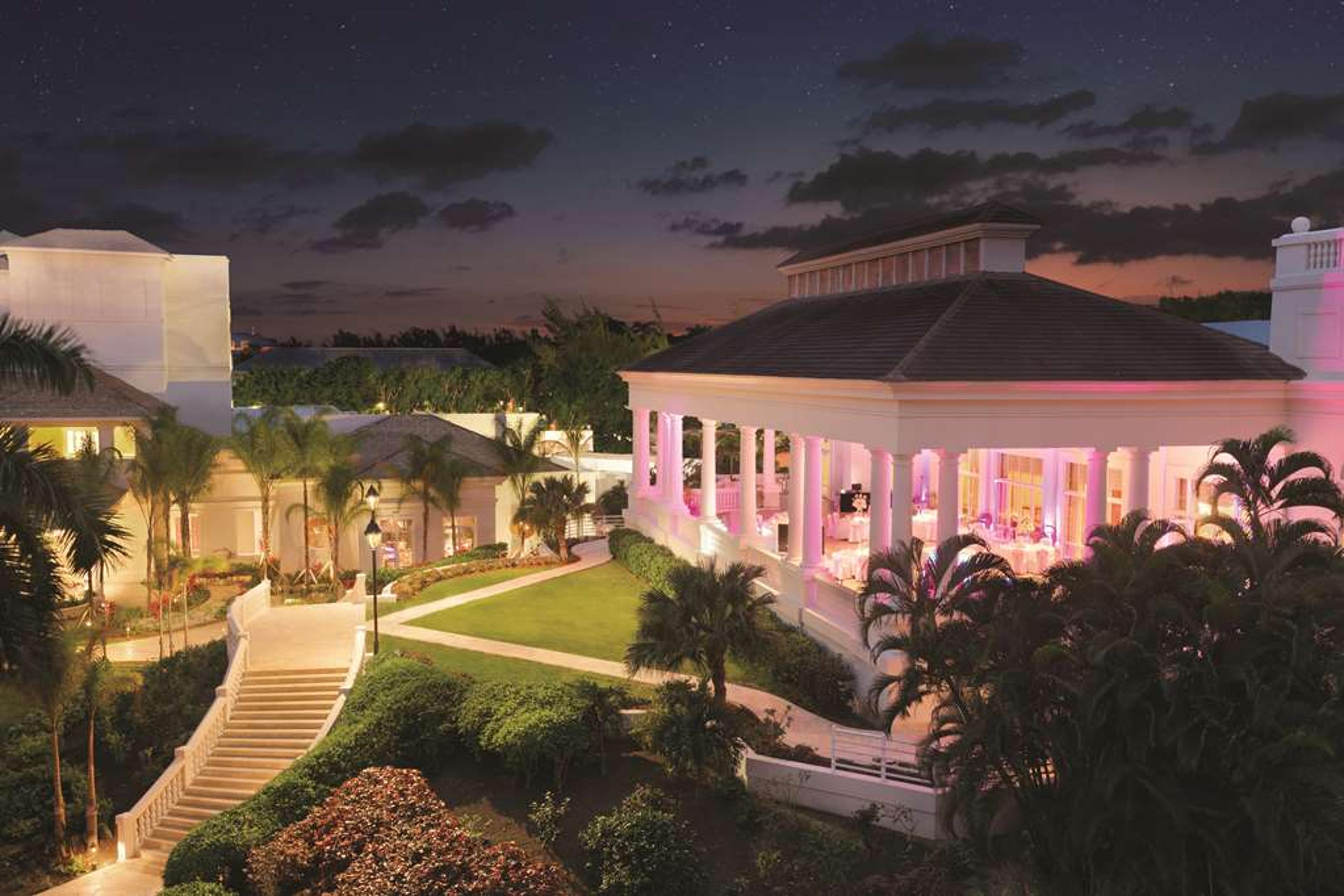 HYATT ZIVA ROSE HALL
