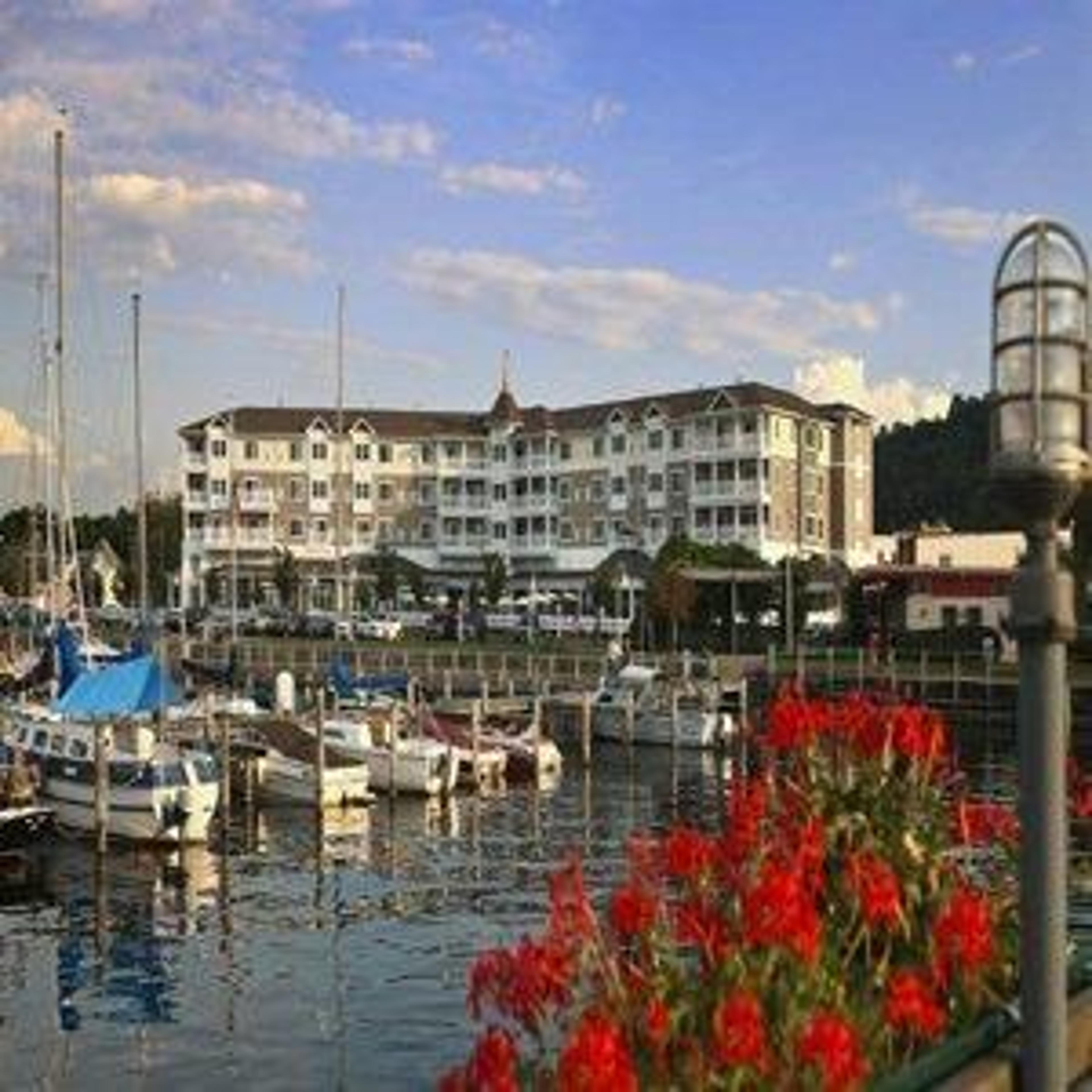 WATKINS GLEN HARBOR HOTEL