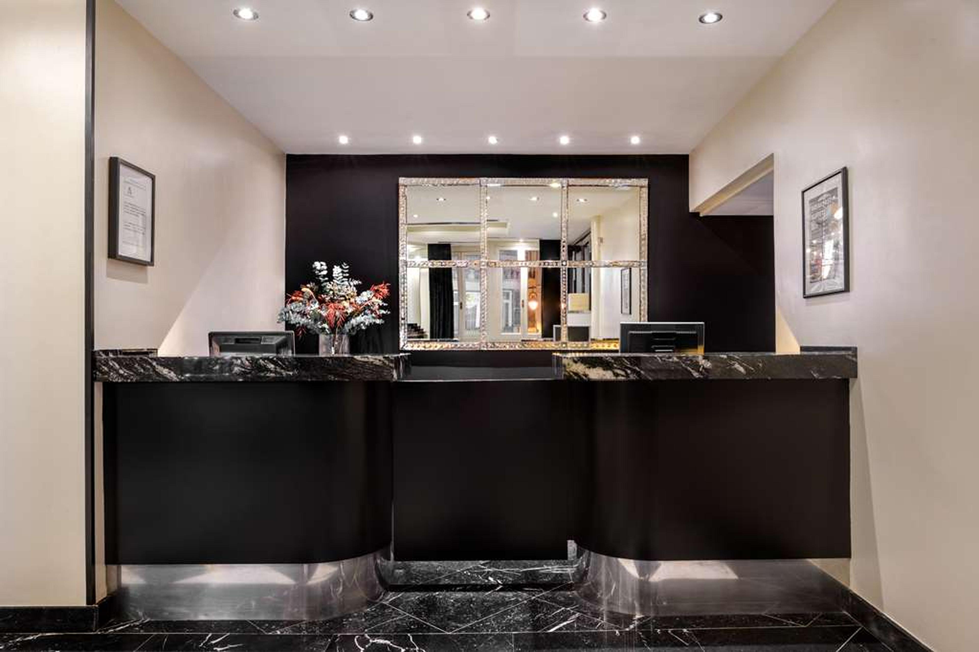 Hotel Photo 2