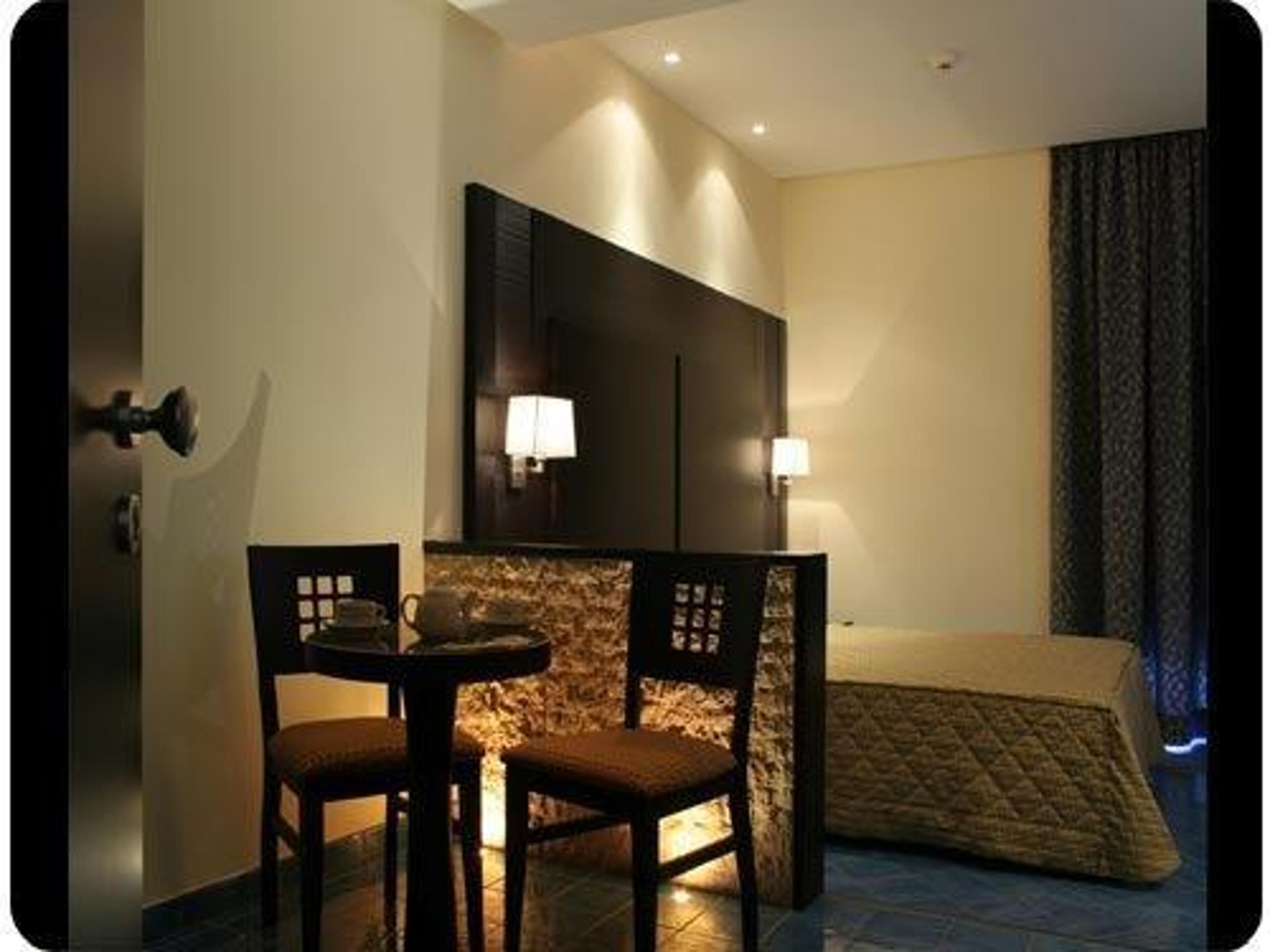 HOTEL LA LUCERTOLA