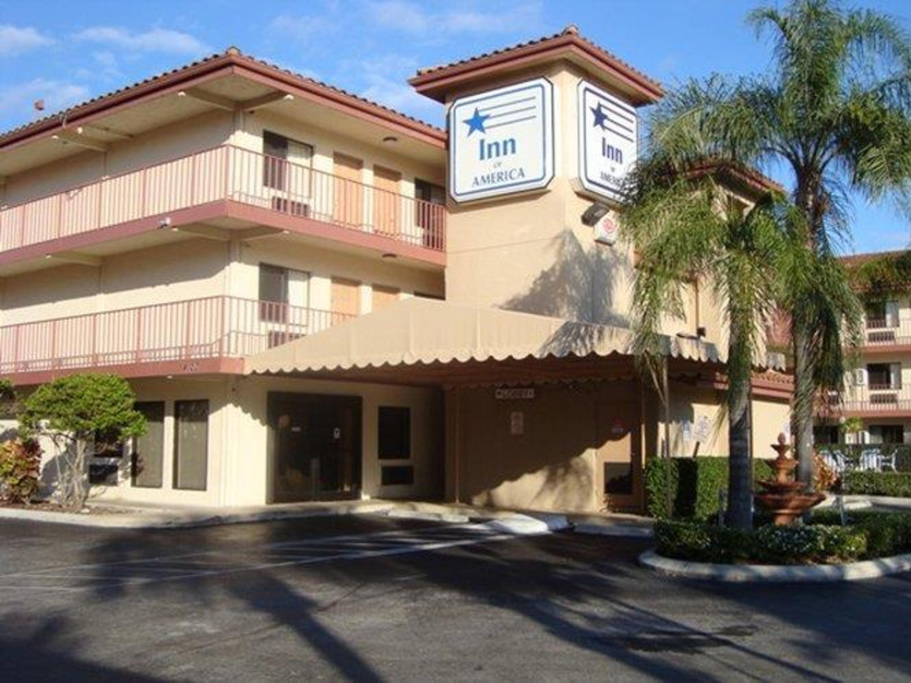 INN OF AMERICA - PALM BEACH GARDEN