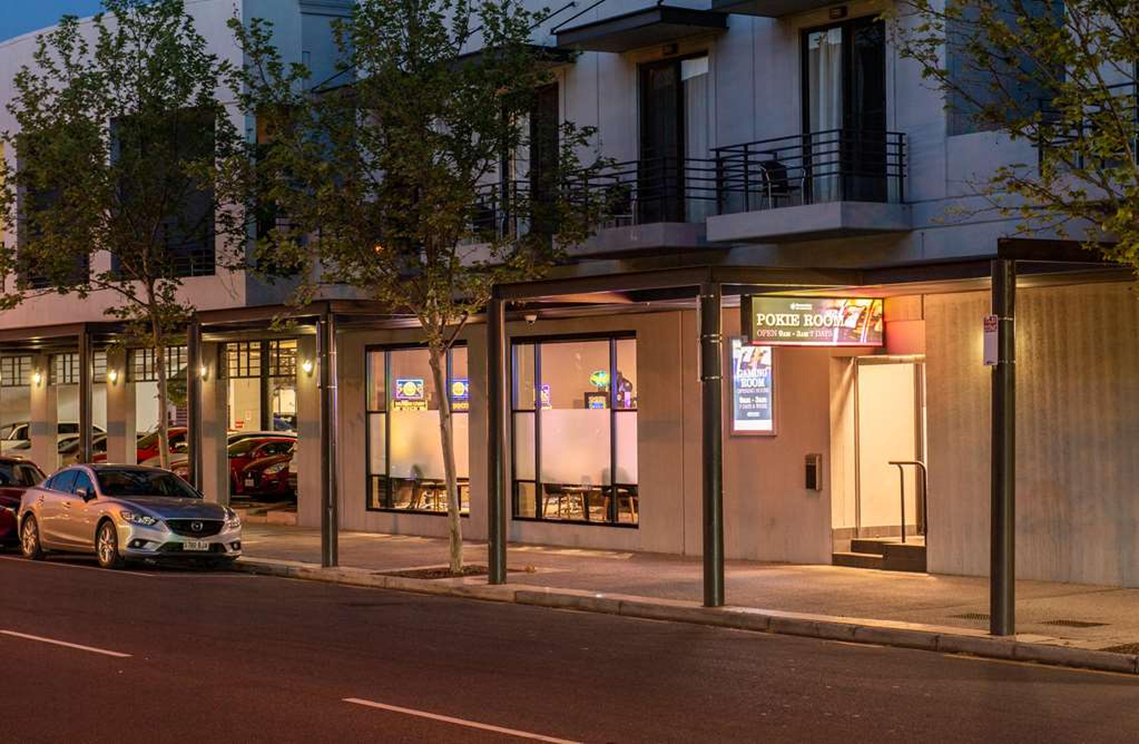 MAWSON LAKES HOTEL AND FUNCTION CEN