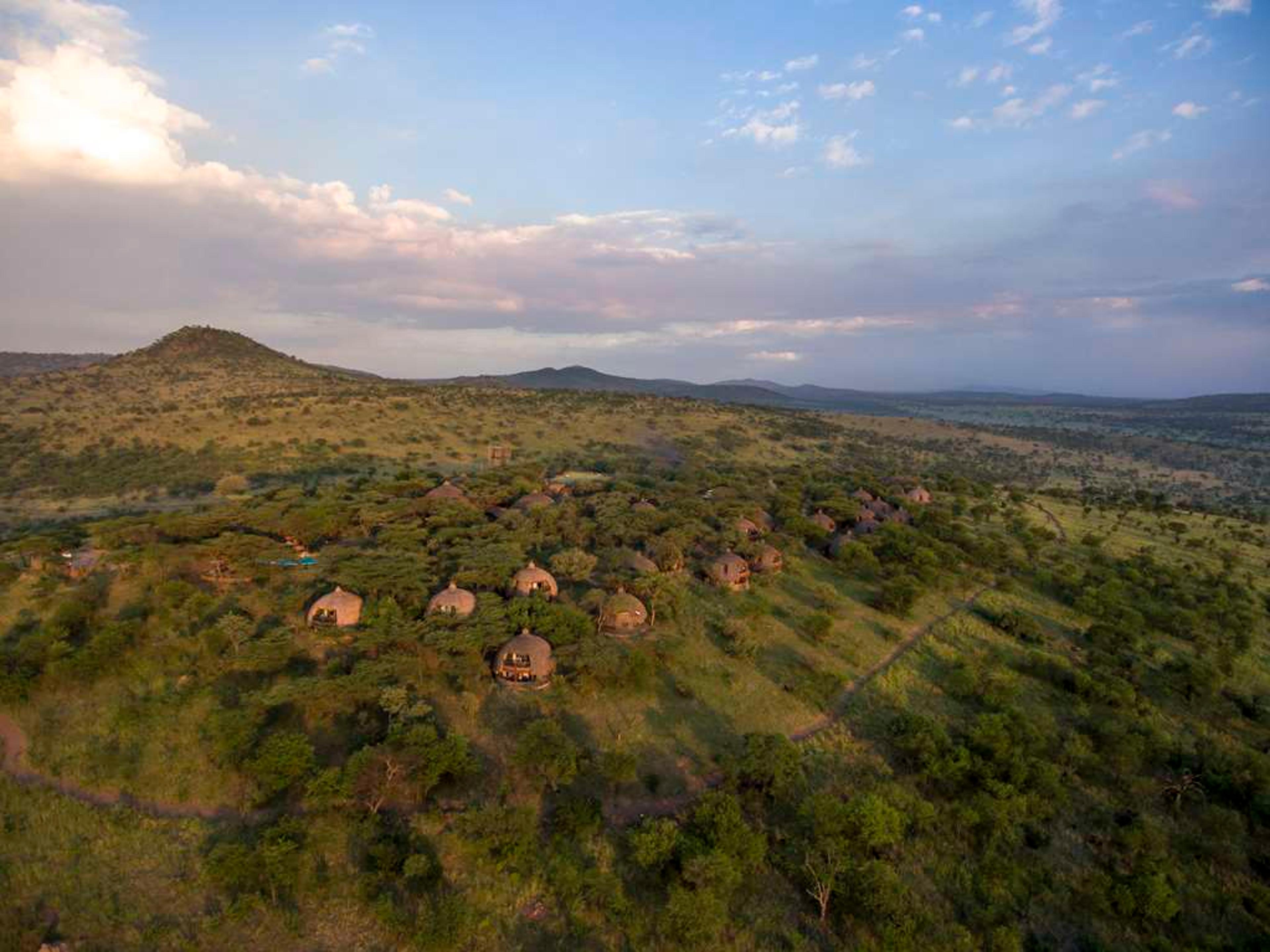 SERENGETI SERENA SAFARI LODGE