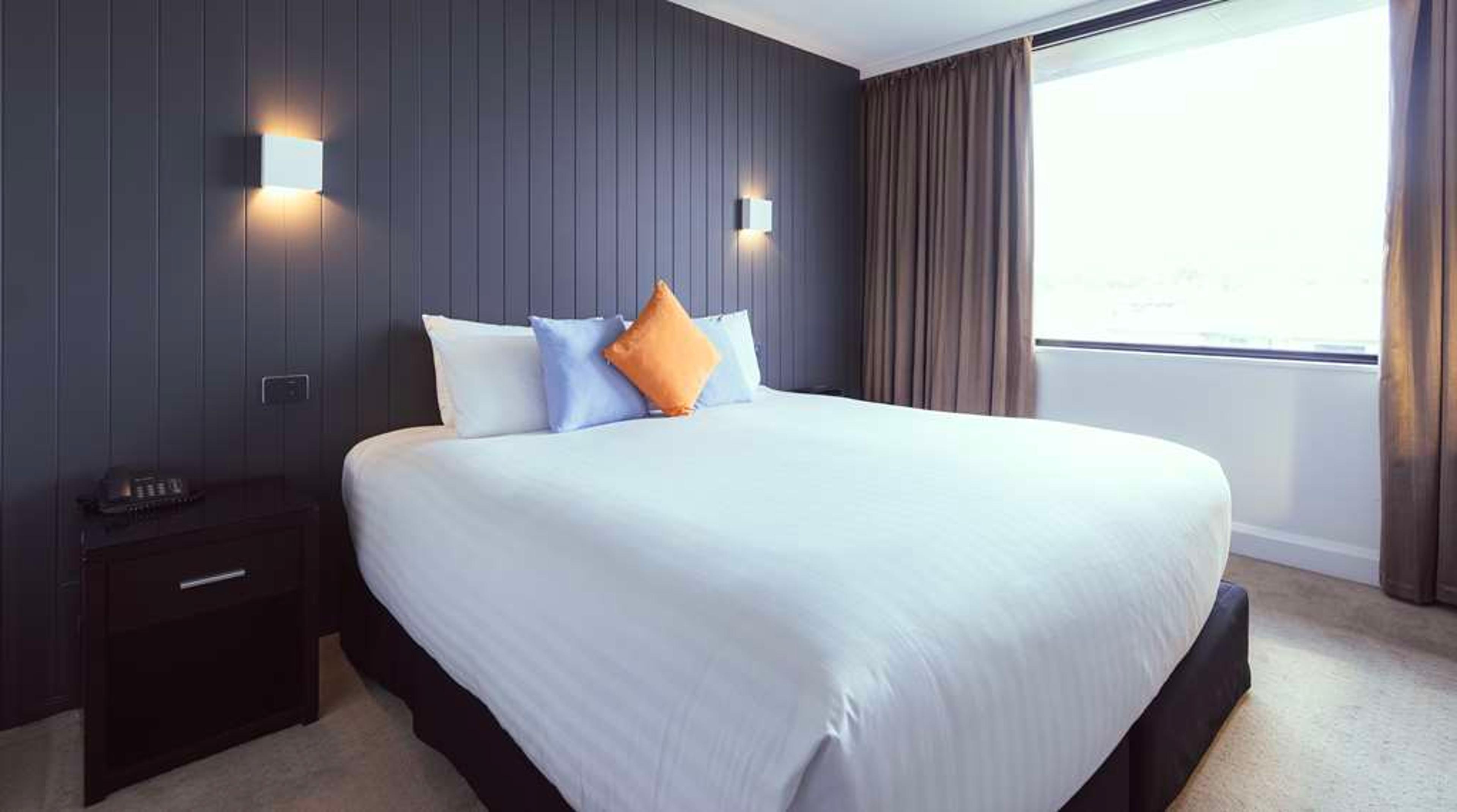 CANBERRA REX HOTEL