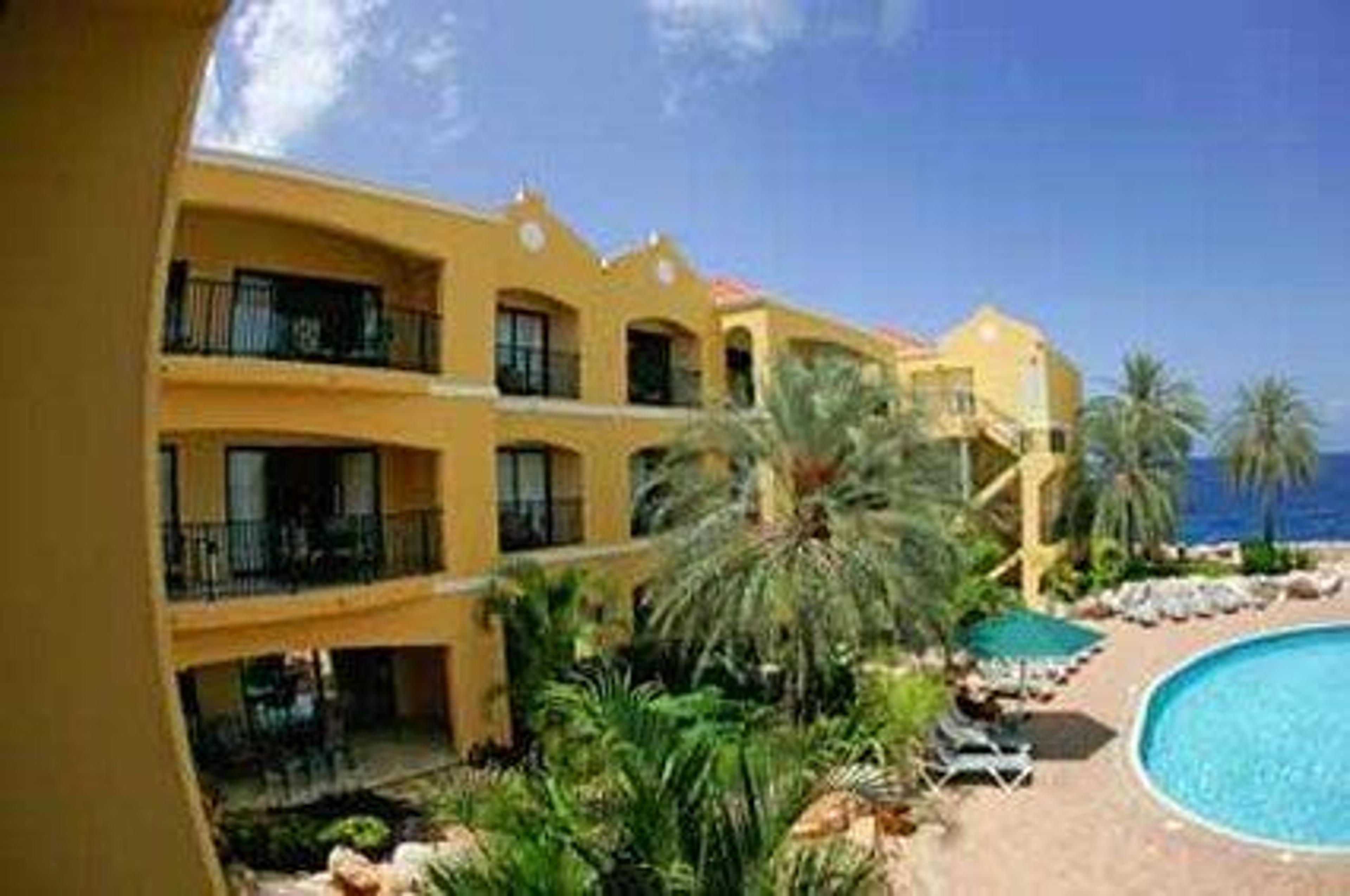 THE ROYAL SEA AQUARIUM RESORT
